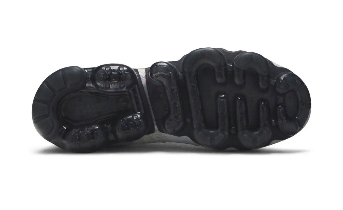 Nike Nike Vapormax Size US 7.5 / IT 37.5 - 7 Thumbnail