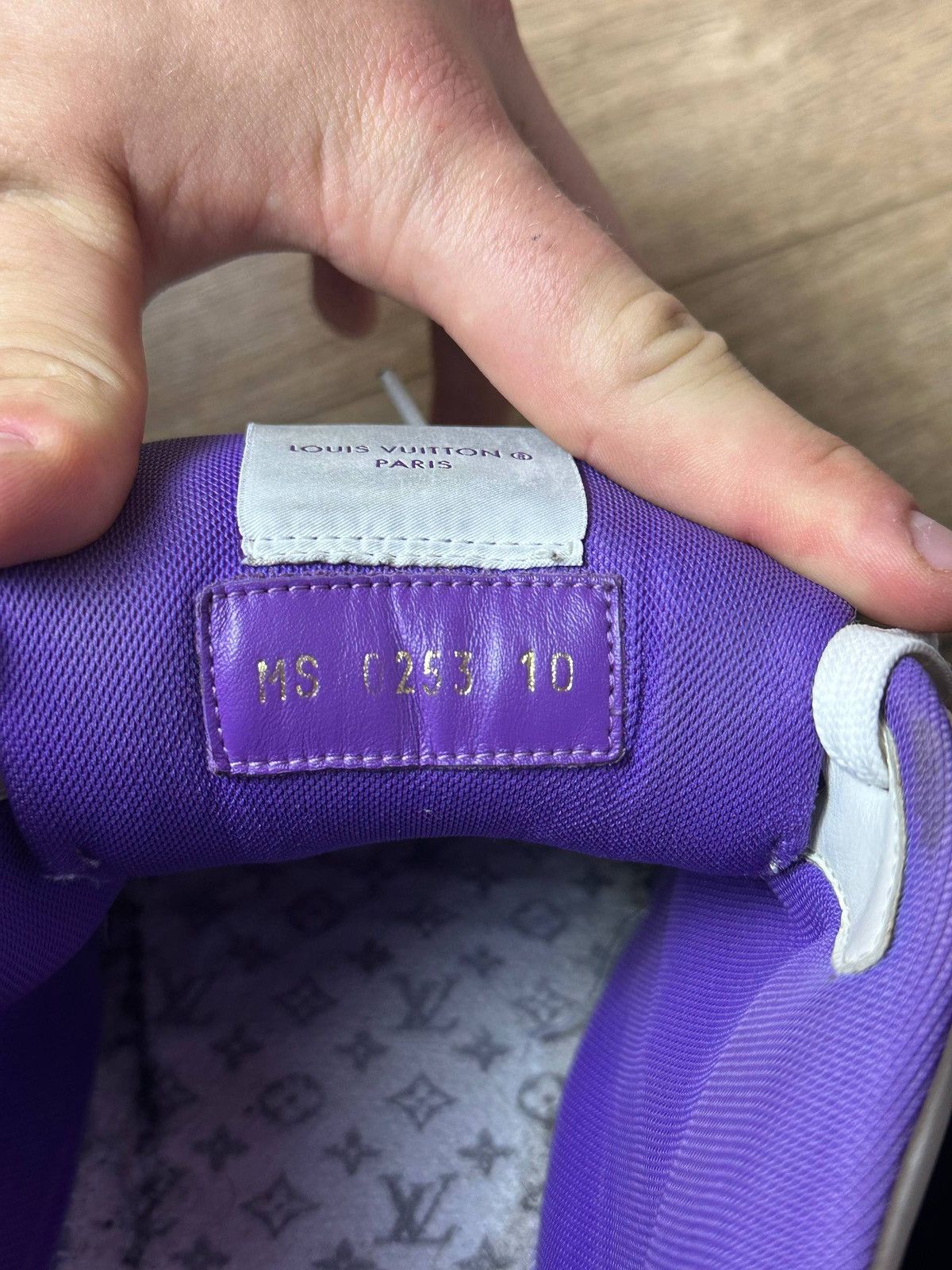Louis Vuitton Louis Vuitton Trainer Purple Stripe Size US 10 / EU 43 - 8 Thumbnail