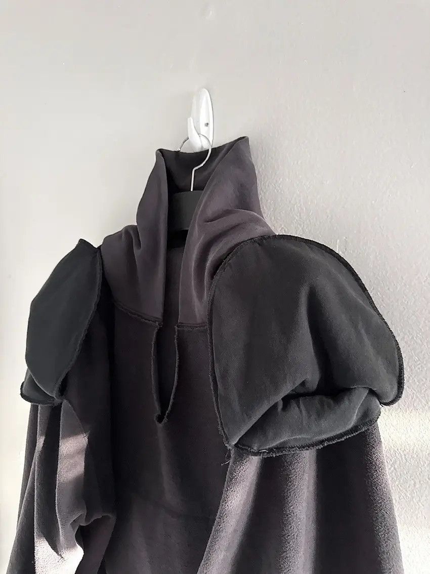 Greg Ross Yeezy Sample Made for Kanye Greg Ross V Neck Padded Hoodie Size US XL / EU 56 / 4 - 17 Thumbnail
