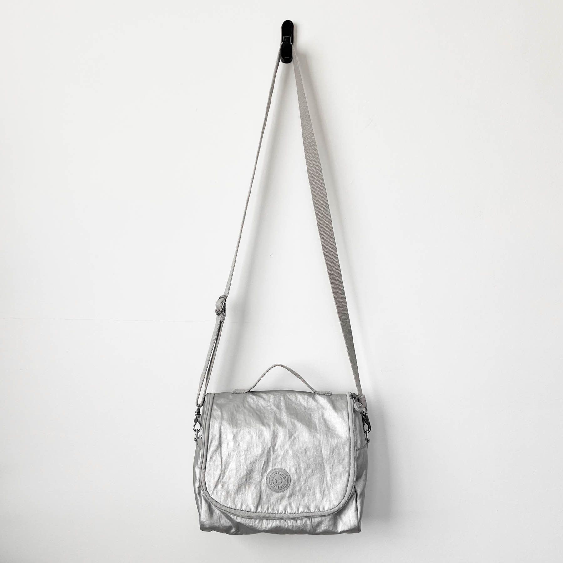 Vintage Amazing Vintage Kipling Silver Shoulder Bag Size ONE SIZE - 2 Thumbnail