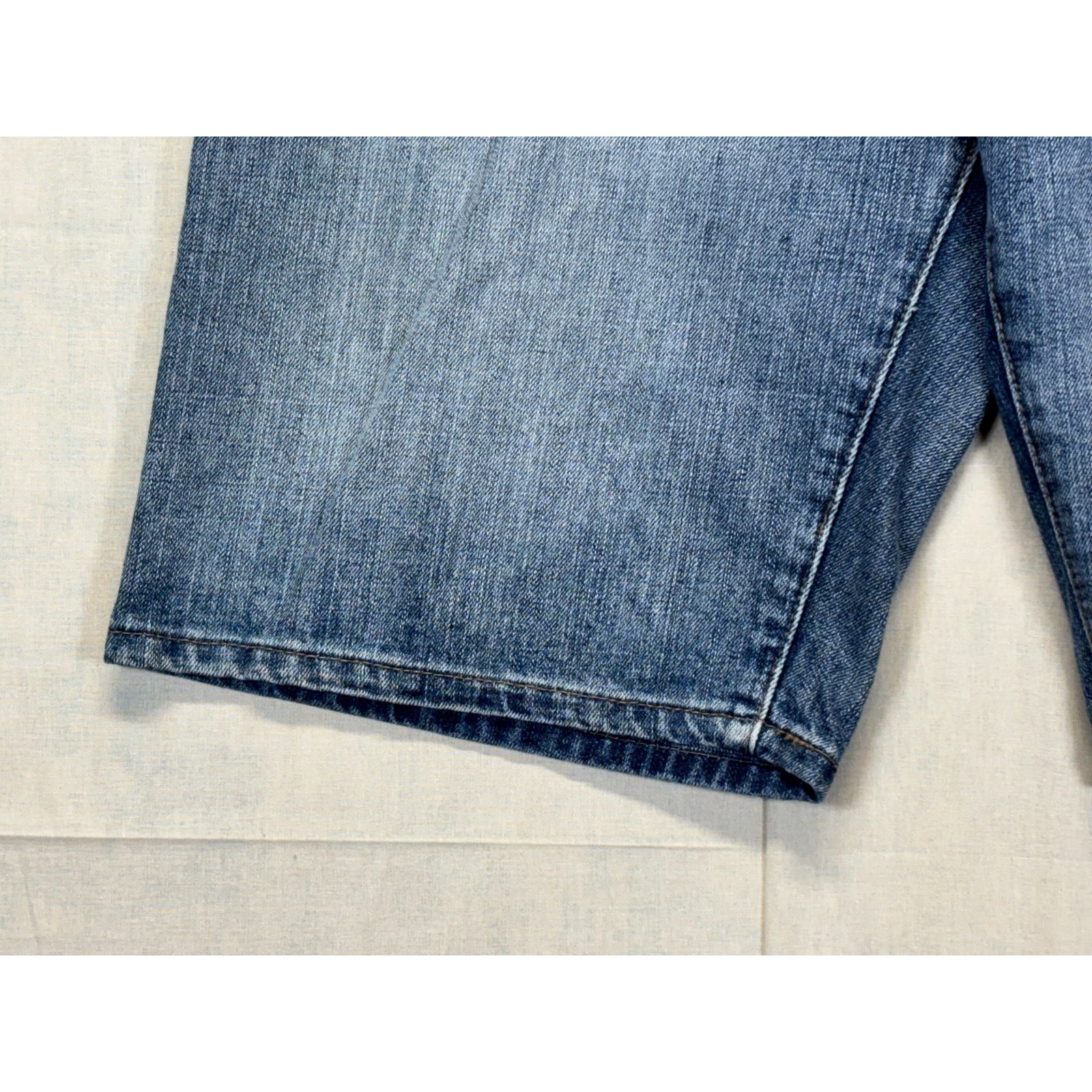 Levi's Levi’s 569 Men’s Loose Fit Blue Denim Jean Shorts Size 33 Size US 33 - 7 Thumbnail