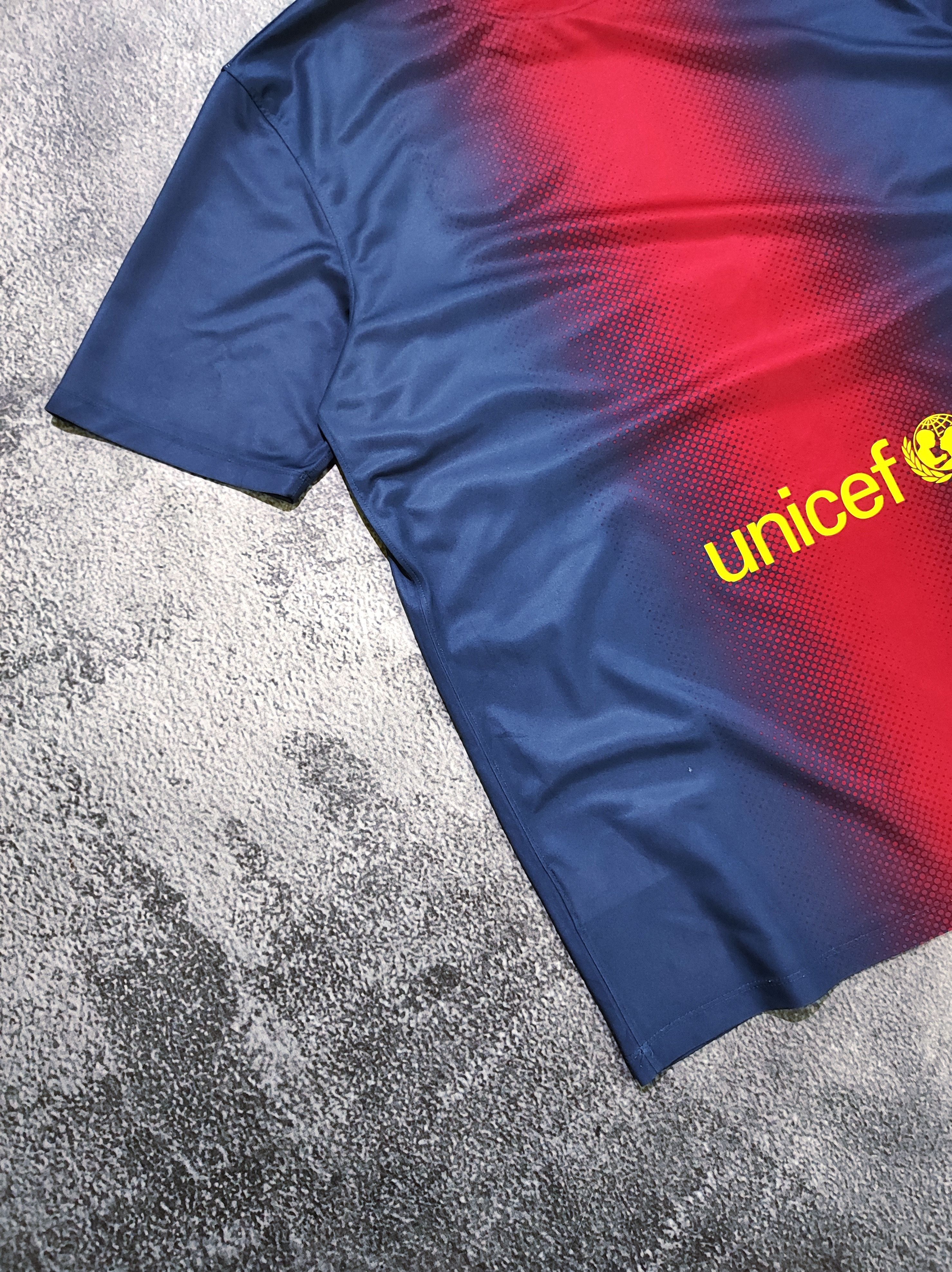 Nike Nike FC Barcelona 2012-2013 Home Jersey Size US L / EU 52-54 / 3 - 7 Thumbnail