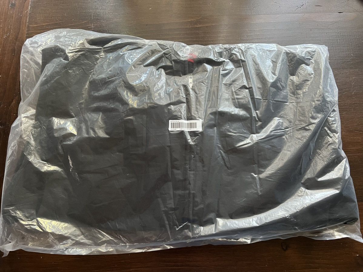 Supreme Supreme Cut Out Zip Up Hooded Sweatshirt Black Large SS26 Size US L / EU 52-54 / 3 - 3 Thumbnail