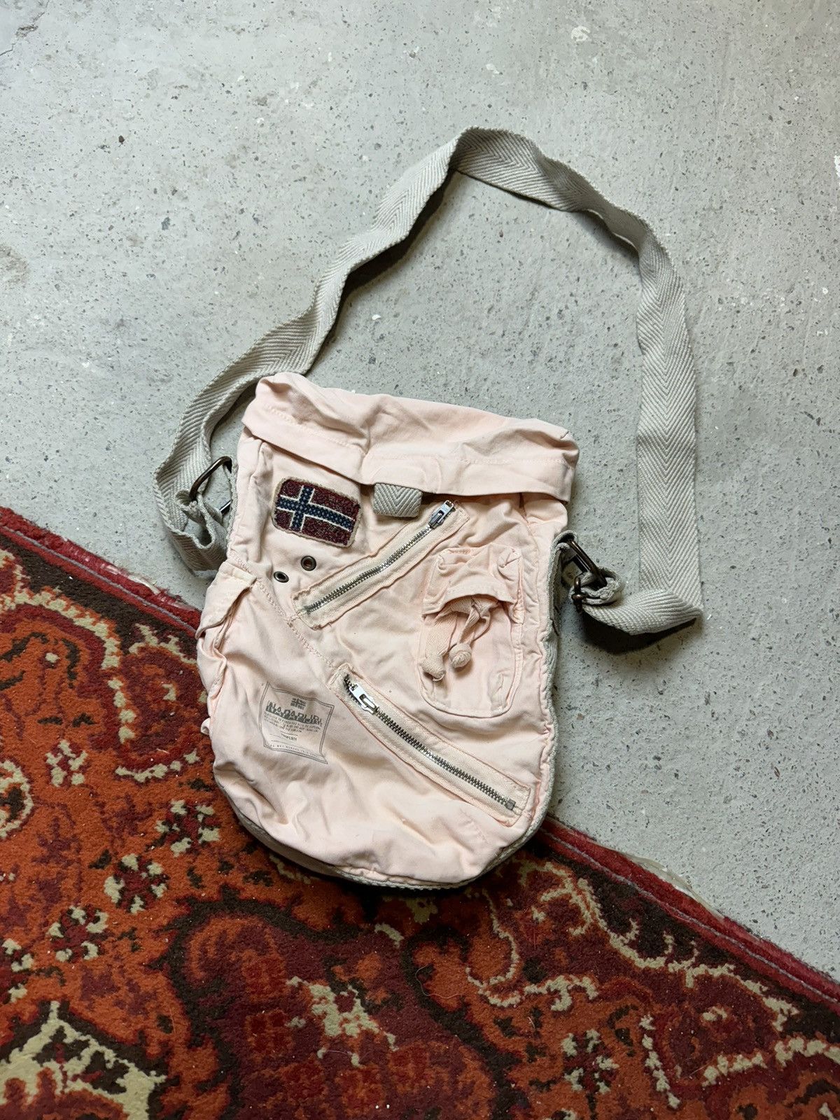 Napapijri × Vintage Vintage Y2K Napapijri Avantgarde Messenger Pocket Bag Size ONE SIZE - 1 Thumbnail