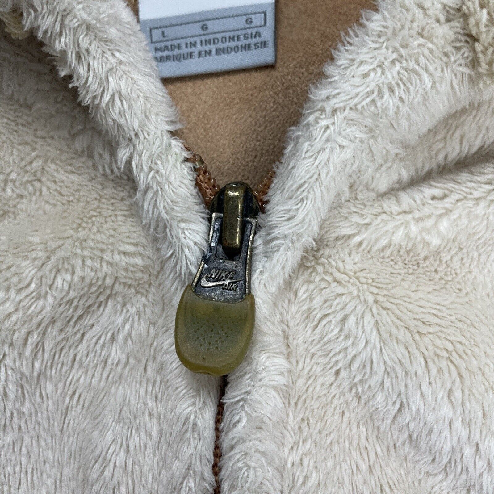 Nike Vintage Nike SB Air Suede Fur Jacket Windrunner Dunk 2004 L Size US L / EU 52-54 / 3 - 5 Thumbnail