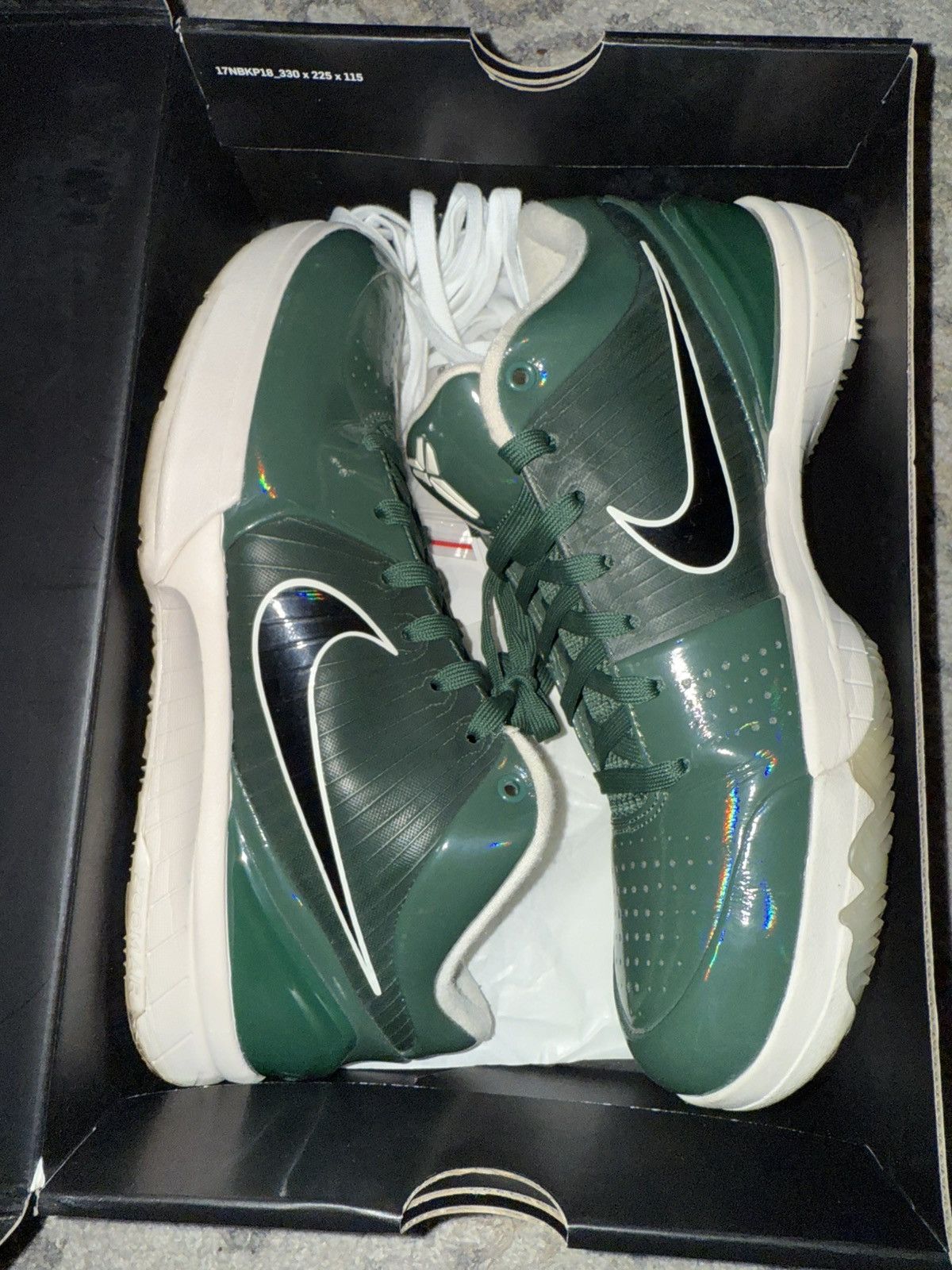 Nike Kobe 4 Undefeated Protro Fir Size US 9.5 / EU 42-43 - 2 Thumbnail