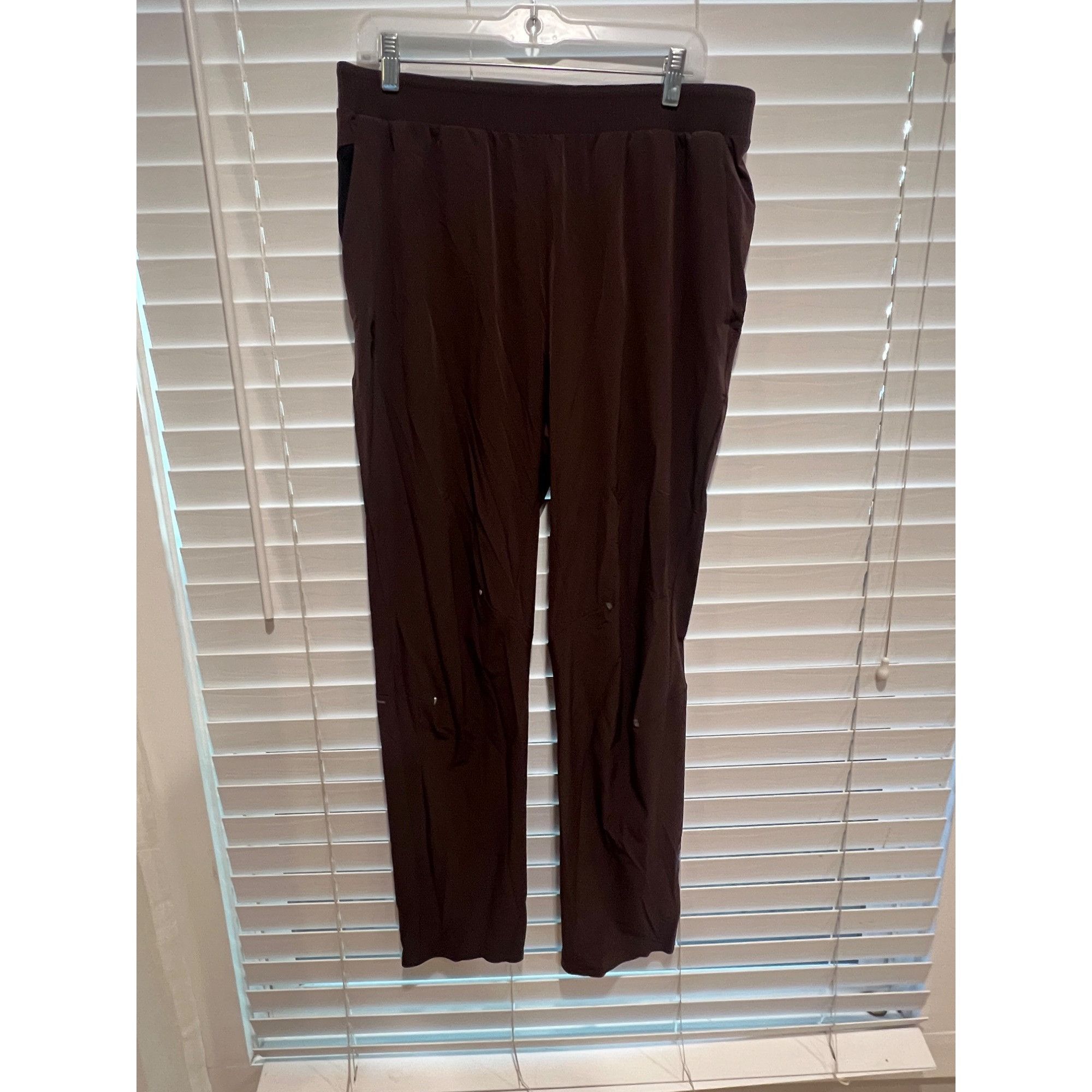 On On Cloud Movement Running Sweatpants - Size XL Size US 36 / EU 52 - 1 Thumbnail