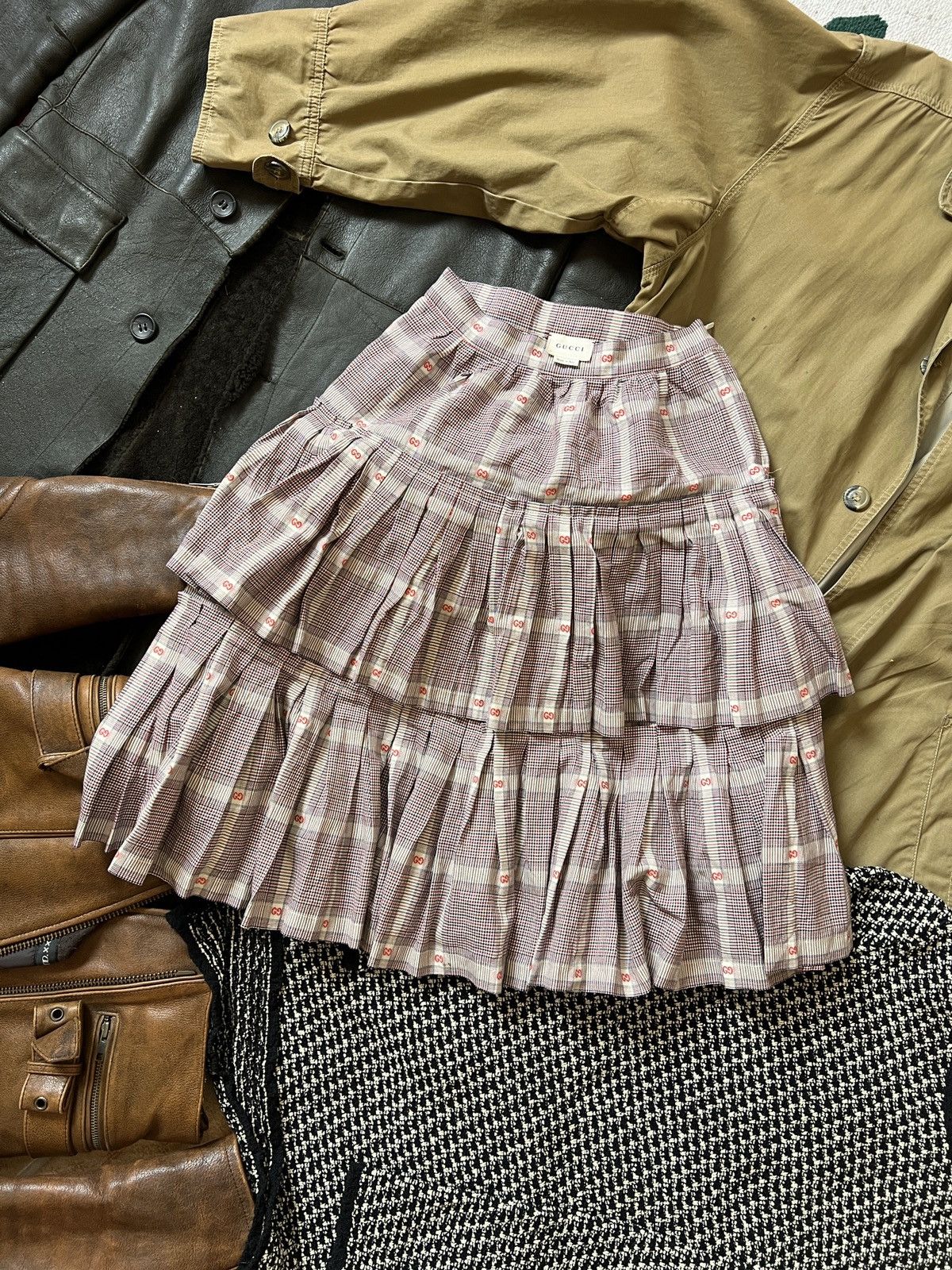 Gucci Gucci Tartan Checkered Multi Logo Midi Wool Skirt Size 27" / US 4 / IT 40 - 9 Thumbnail