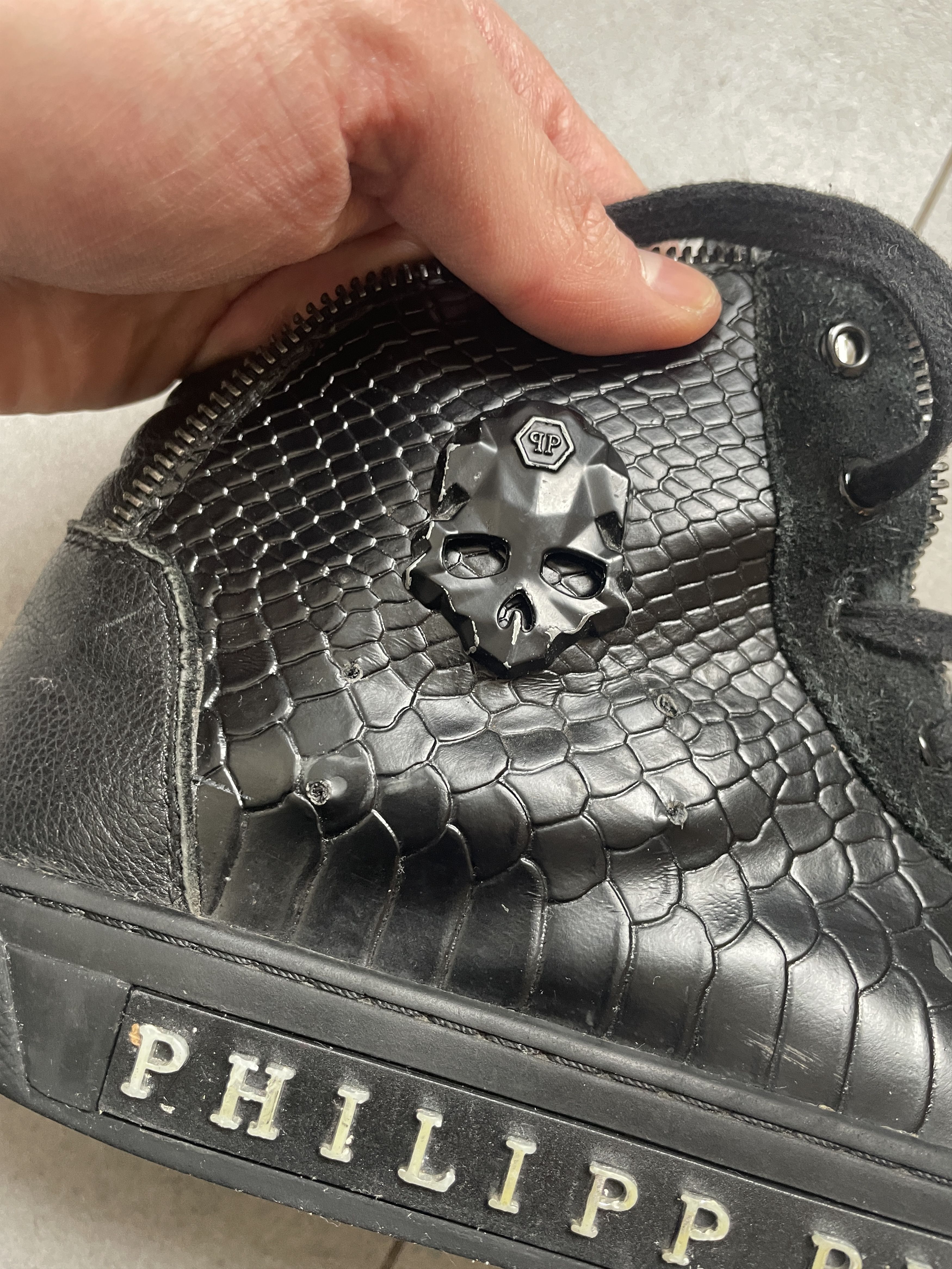Philipp Plein CRAZY PHILLIP PLEIN SKULL ZIP CROCODILE LEATHER HI TOPS Size US 9.5 / EU 42-43 - 8 Thumbnail