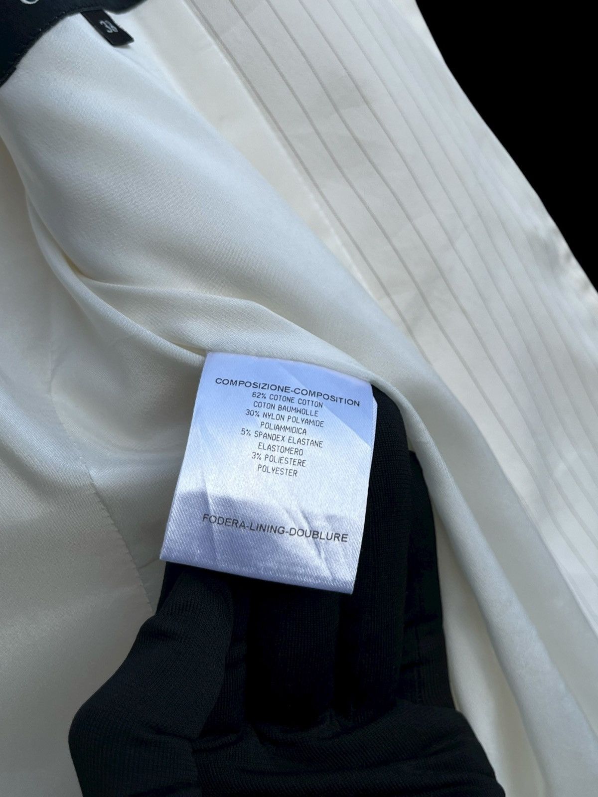 Gucci 2005 Gucci Tom Ford Pinstripe Jacket Size XS / US 0-2 / IT 36-38 - 13 Thumbnail