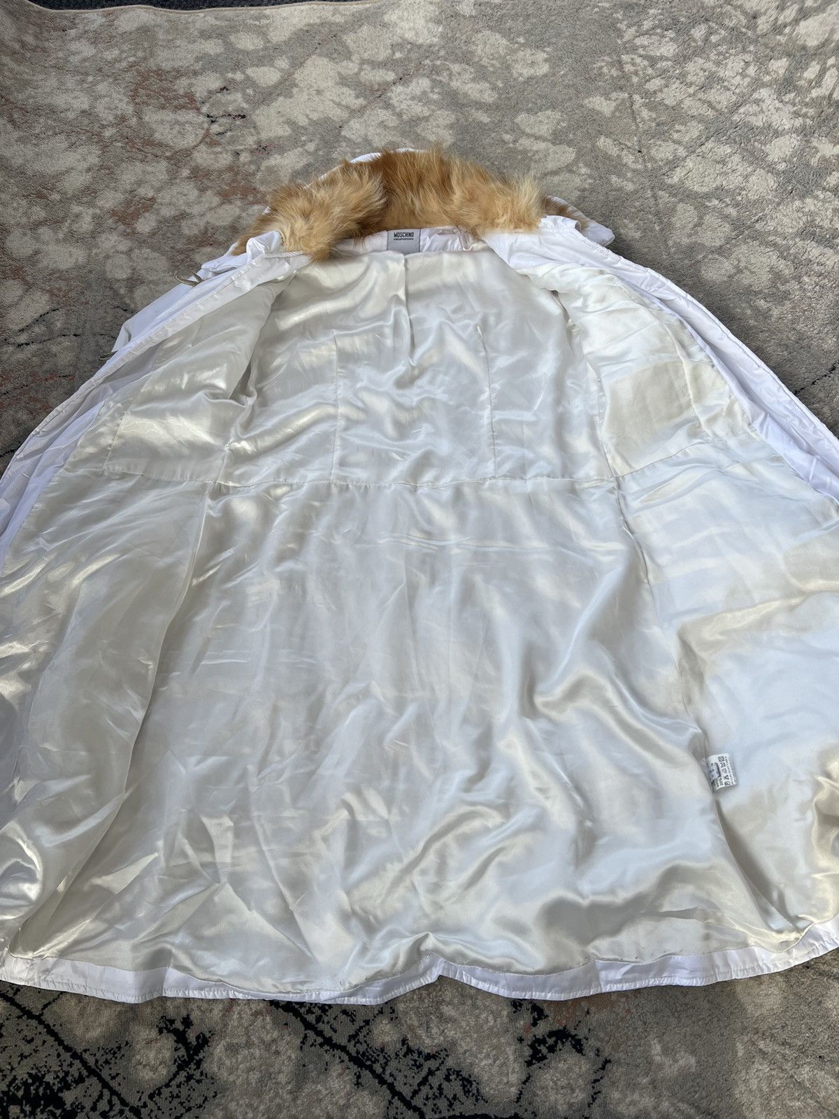 Moschino Moschino Cheap And Chic Fur Coat Size M / US 6-8 / IT 42-44 - 13 Thumbnail