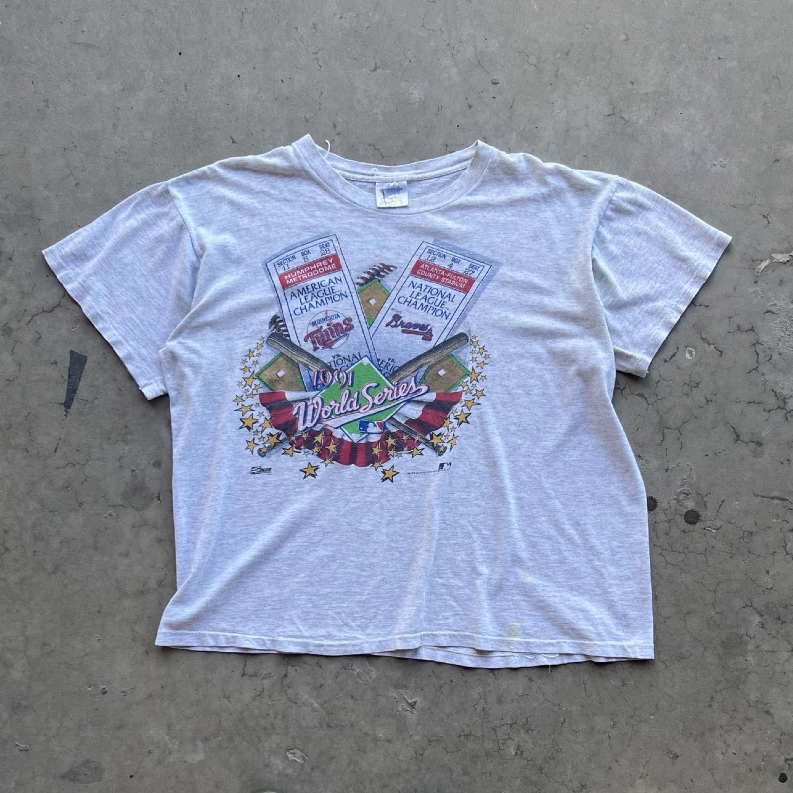 Designer Vintage 1991 World Series Twins vs. Braves Rare Size US L / EU 52-54 / 3 - 1 Thumbnail