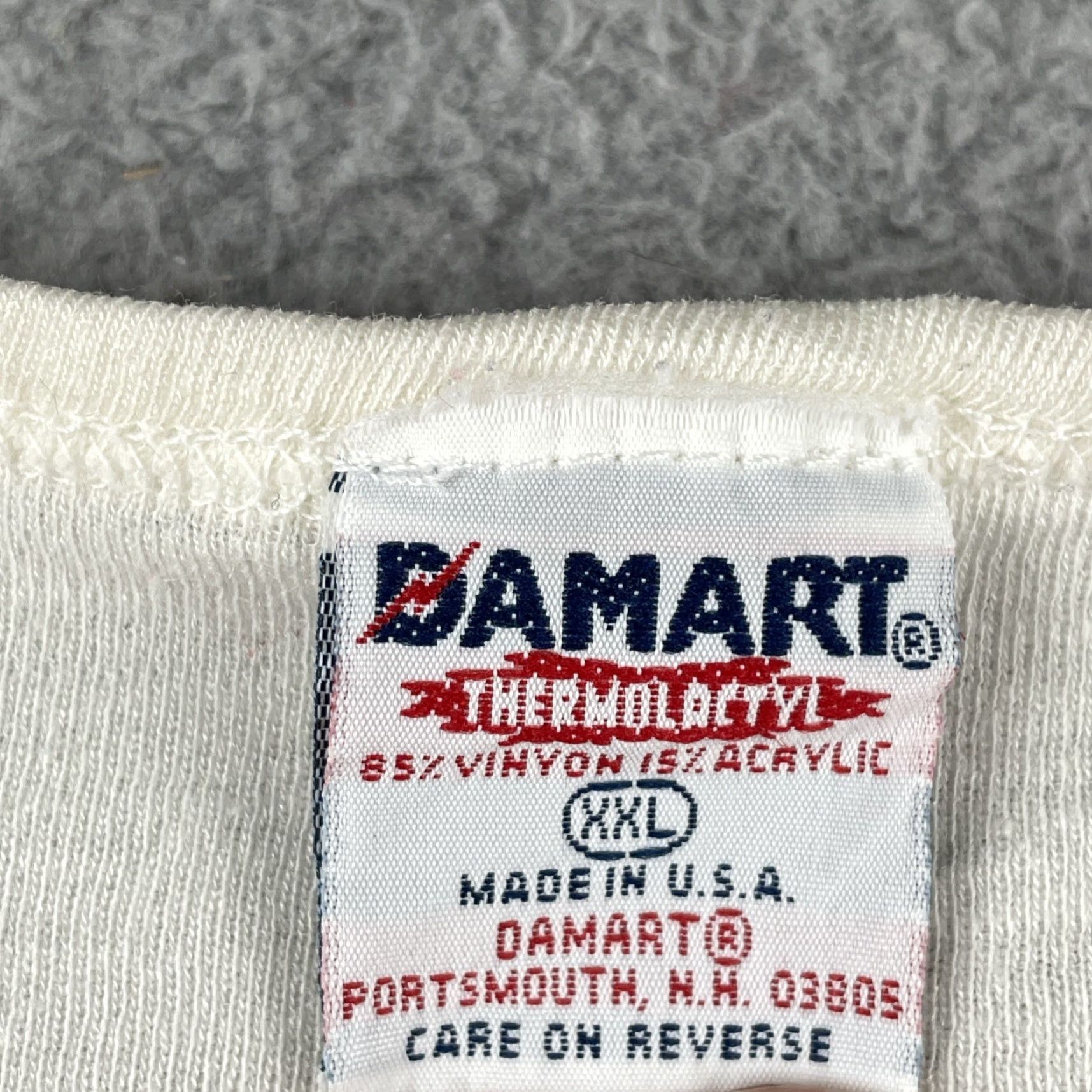 Vintage VINTAGE Damart Thermolactyl Thermal Shirt 2XL White USA 90s Long Sleeve Mens T-Shirt Size US XXL / EU 58 / 5 - 3 Thumbnail