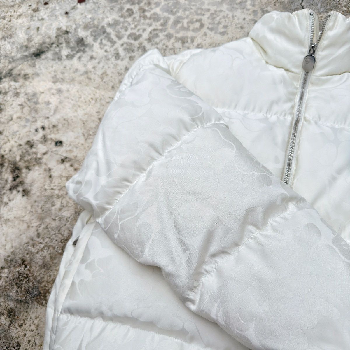 Bape Bape TONAL SOLID CAMO White Puffer Down Jacket Size US M / EU 48-50 / 2 - 4 Thumbnail
