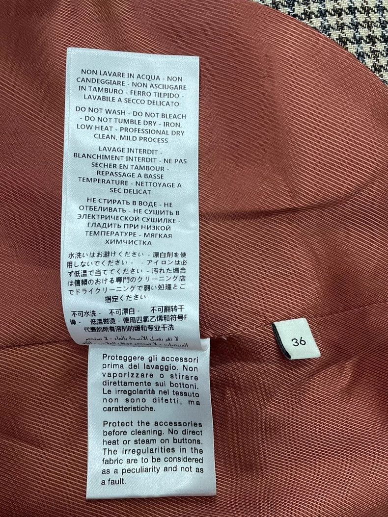 Gucci Gucci Double-breasted gold-buttoned suit jacket Size XS / US 0-2 / IT 36-38 - 8 Thumbnail