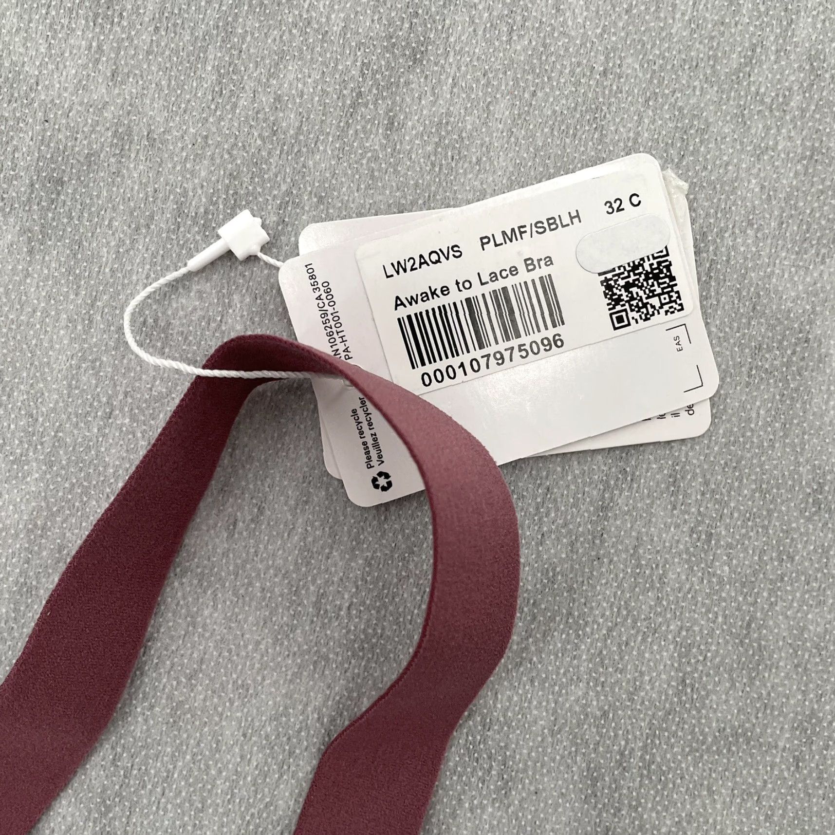Lululemon VINTAGE Lululemon Sports Bra Womens 32C Racerback Wireless Medium Support Athleisure Purple Size ONE SIZE - 6 Thumbnail