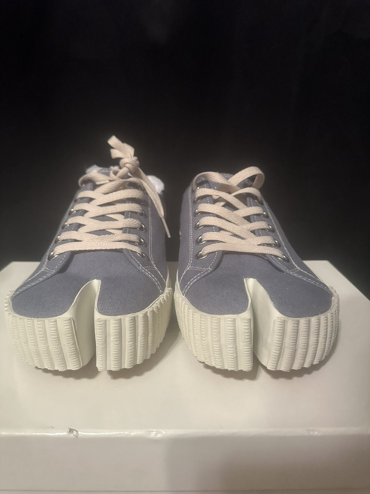 Maison Margiela Low Top Tabi Sneakers Size US 11 / EU 44 - 6 Thumbnail