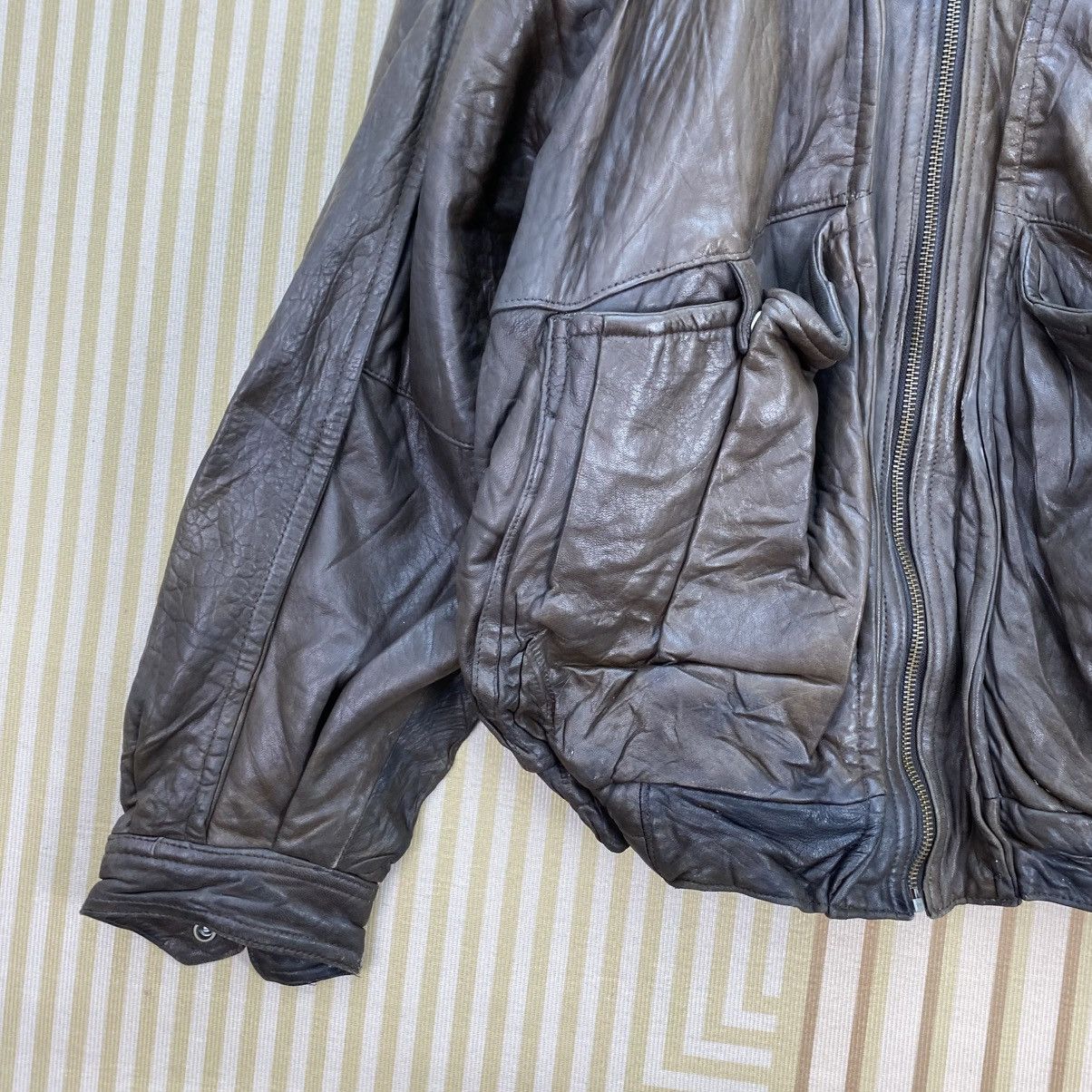 Japanese Brand 🫶 vintage Robert Comstock leather Bomber jacket Size US M / EU 48-50 / 2 - 3 Thumbnail