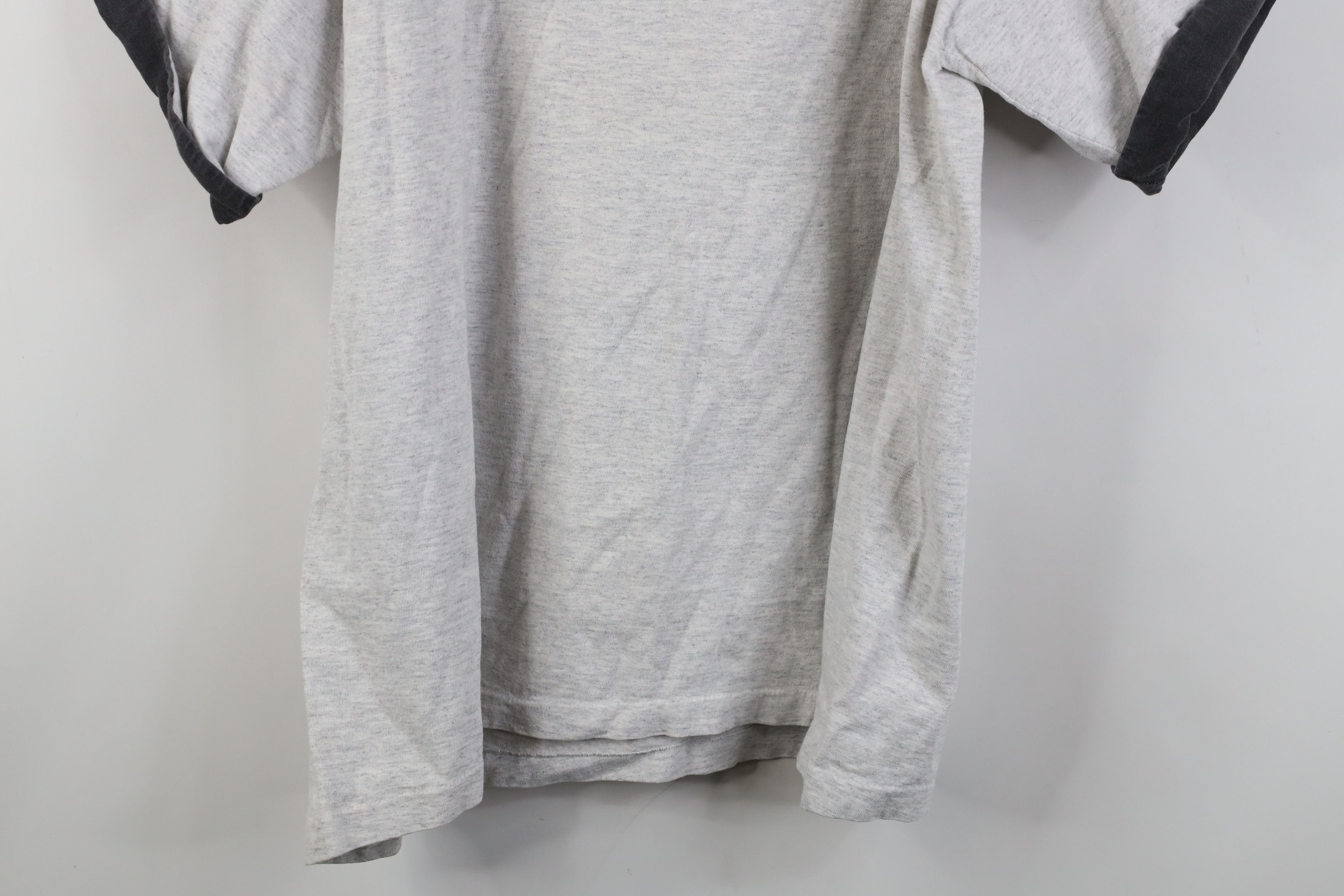 Vintage Vintage 90s Streetwear Spell Script Las Vegas T-Shirt Gray Size US L / EU 52-54 / 3 - 12 Thumbnail