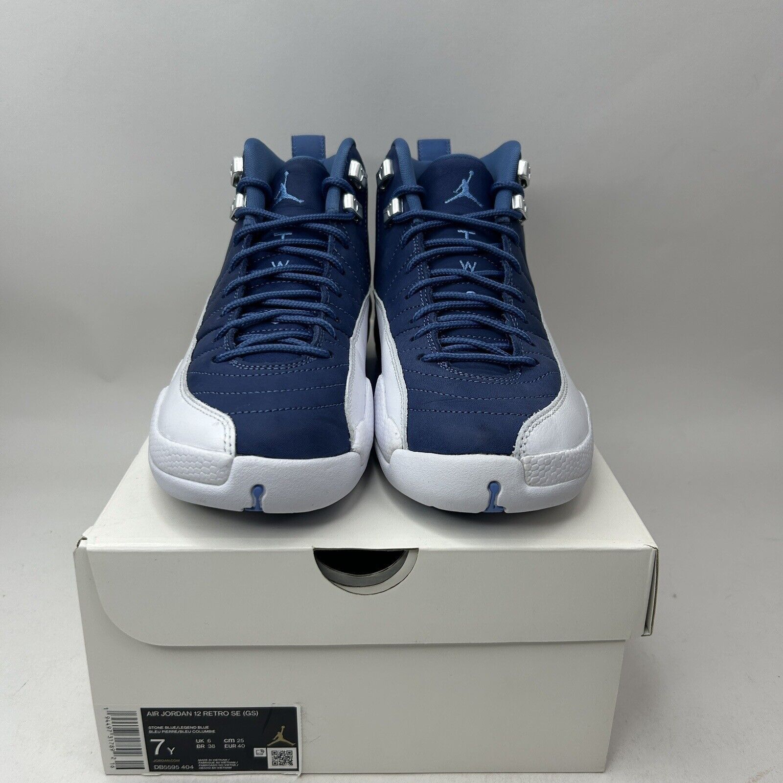 Jordan Brand Nike Air Jordan 12 Retro SE GS “Indigo/Legend Blue” 2023 Size US 8.5 / IT 38.5 - 2 Thumbnail