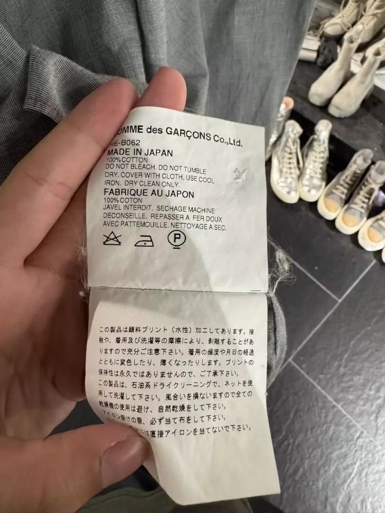 Comme des Garcons Comme des Garcons size os 2001 misaligned shirt 2504-Nexta Size US M / EU 48-50 / 2 - 5 Thumbnail