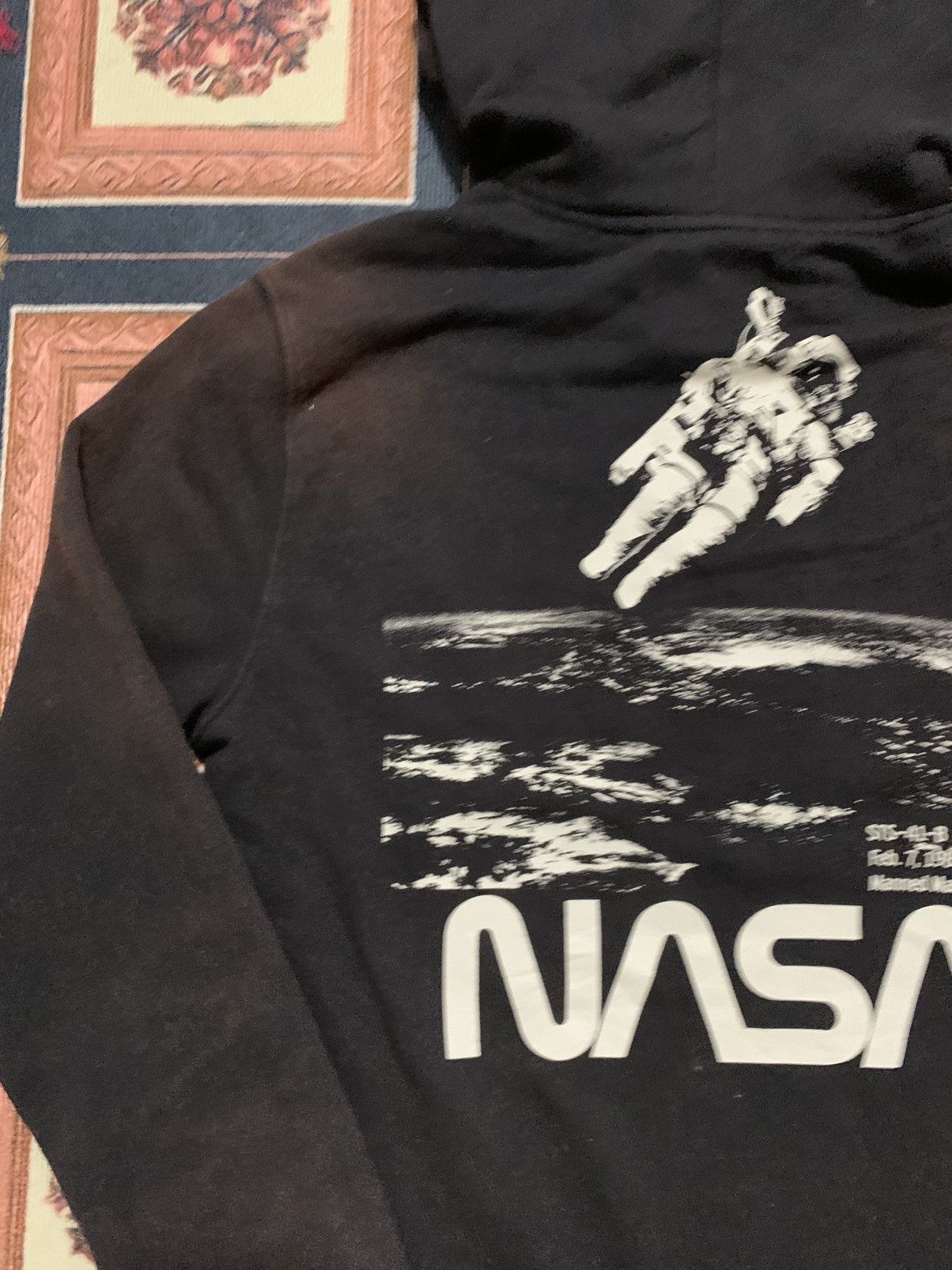 Old Navy Y2K Nasa hoodie Sun Faded Small Size US S / EU 44-46 / 1 - 12 Thumbnail
