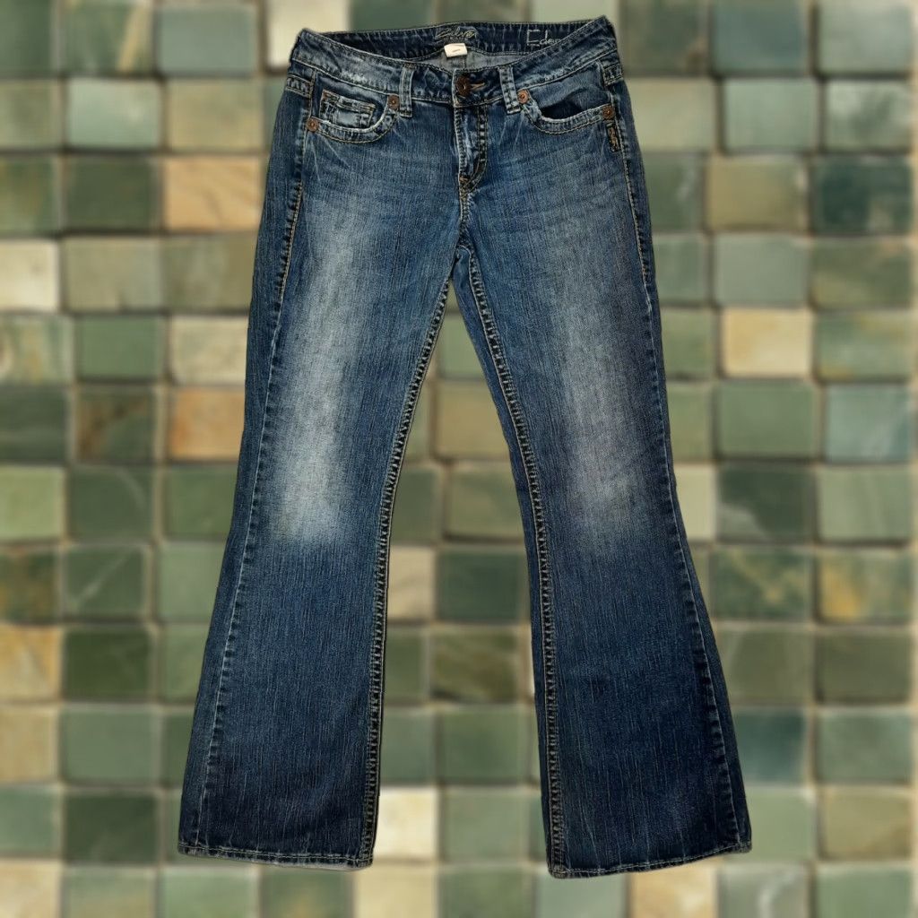 Silver Jeans Co. Women's Silver Jeans Eden Flare Thick-Stitch Flare Leg Med Wash 29x31 Size 29" - 1 Thumbnail
