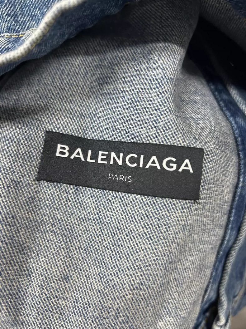 Balenciaga Balenciaga Coke Denim Jacket Distressed Style Size US M / EU 48-50 / 2 - 3 Thumbnail