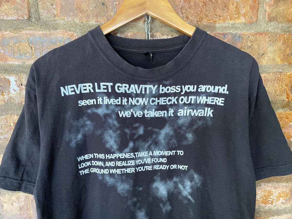 Japanese Brand 2000s Airwalk smoke and Poem tee Size US M / EU 48-50 / 2 - 3 Thumbnail