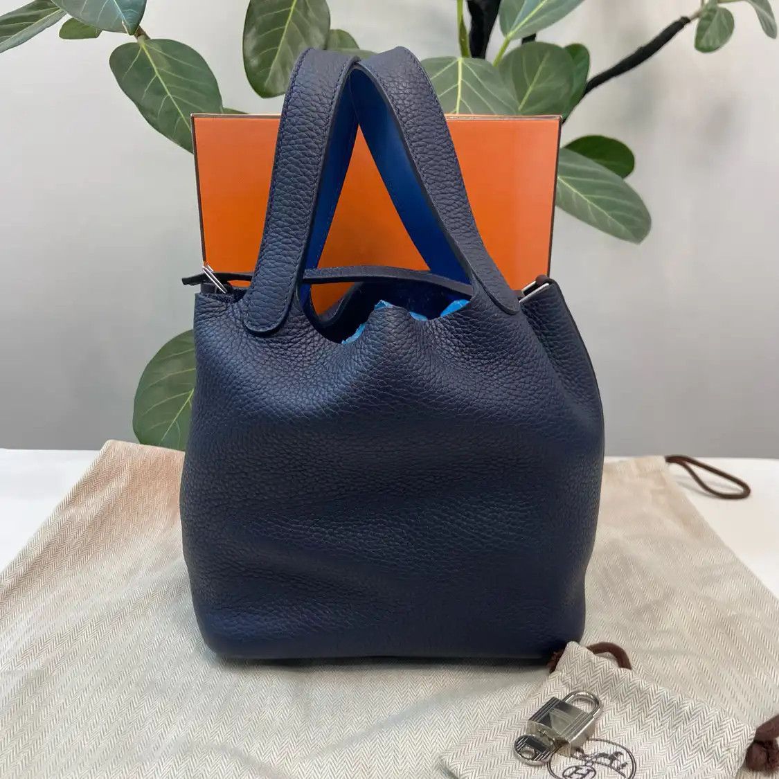 Hermes Hermes Picotin Lock 18 Prussian Blue Clemence cowhide leather picotin handbag go Size ONE SIZE - 1 Thumbnail