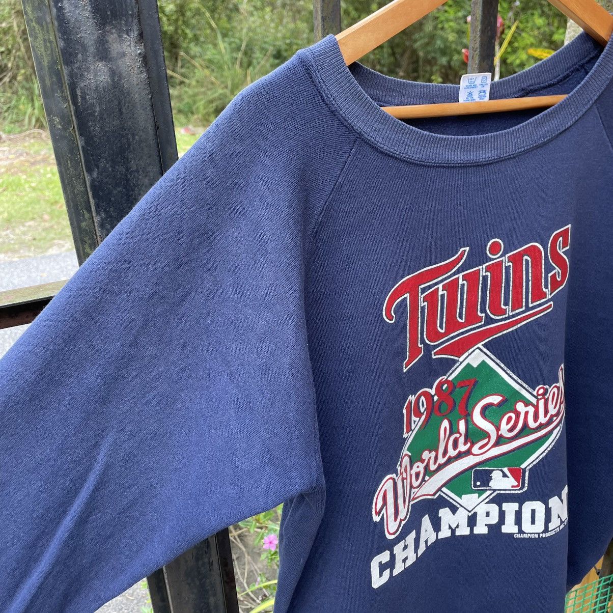 Champion × MLB × Vintage 🔥Vintage 1987 Champion MLB World Championship Sweatshirts Size US M / EU 48-50 / 2 - 6 Thumbnail