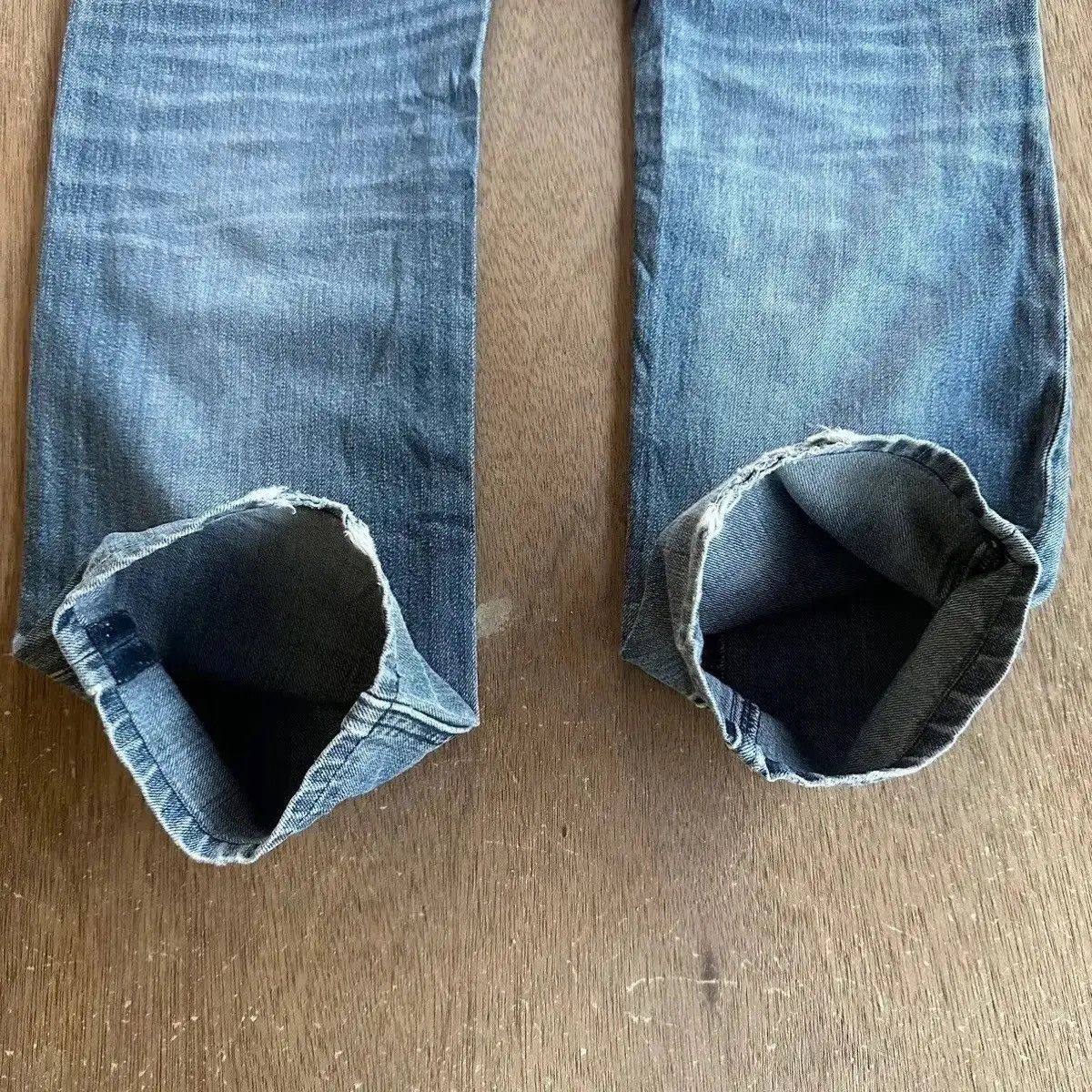 Black Label BURBERRY BLACK LABEL JEANS DISTRESSED DENIM RIPPED PANTS W31 Size US 31 - 17 Thumbnail