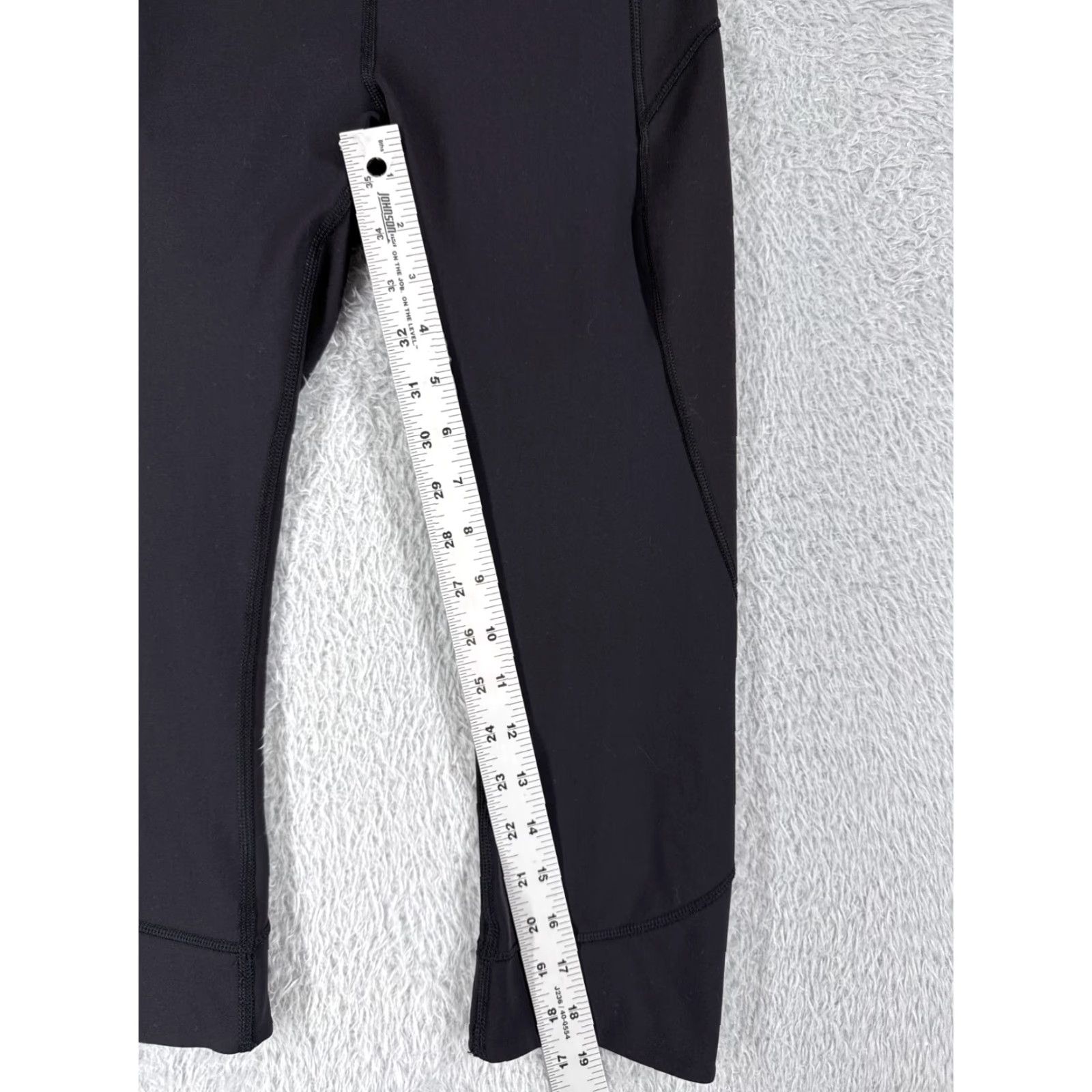 Lululemon Lululemon Pants Women 6 Black In Movement Crop Everlux 19" Training Training W6AHJS Size 28" / US 6 / IT 42 - 5 Thumbnail