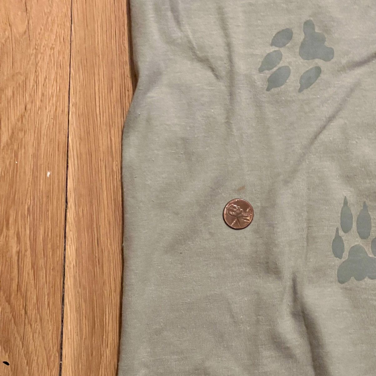 Hanes Vintage 1993 Fox AOP Paws On Location Green XL T Shirt Size US L / EU 52-54 / 3 - 9 Thumbnail