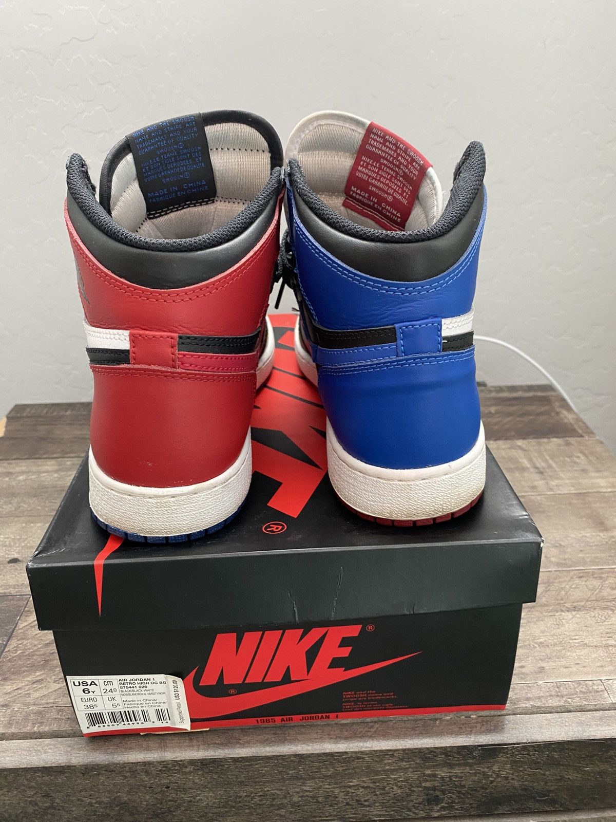 Jordan Brand Jordan 1 Top 3 Size US 6 / EU 39 - 4 Thumbnail