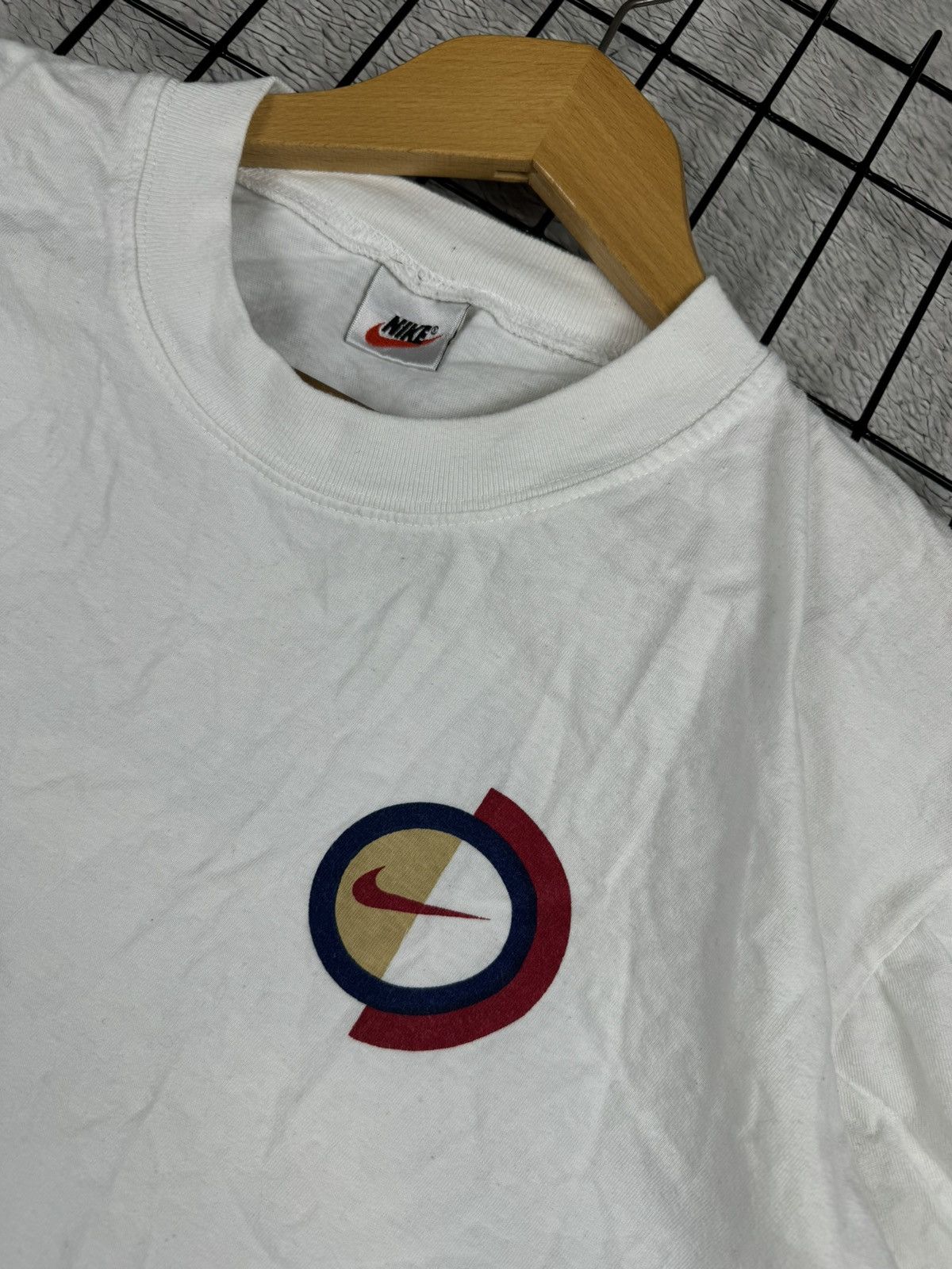Nike × Vintage Vintage Nike 1997 Soccer Tee big logo y2k M size Size US M / EU 48-50 / 2 - 6 Thumbnail