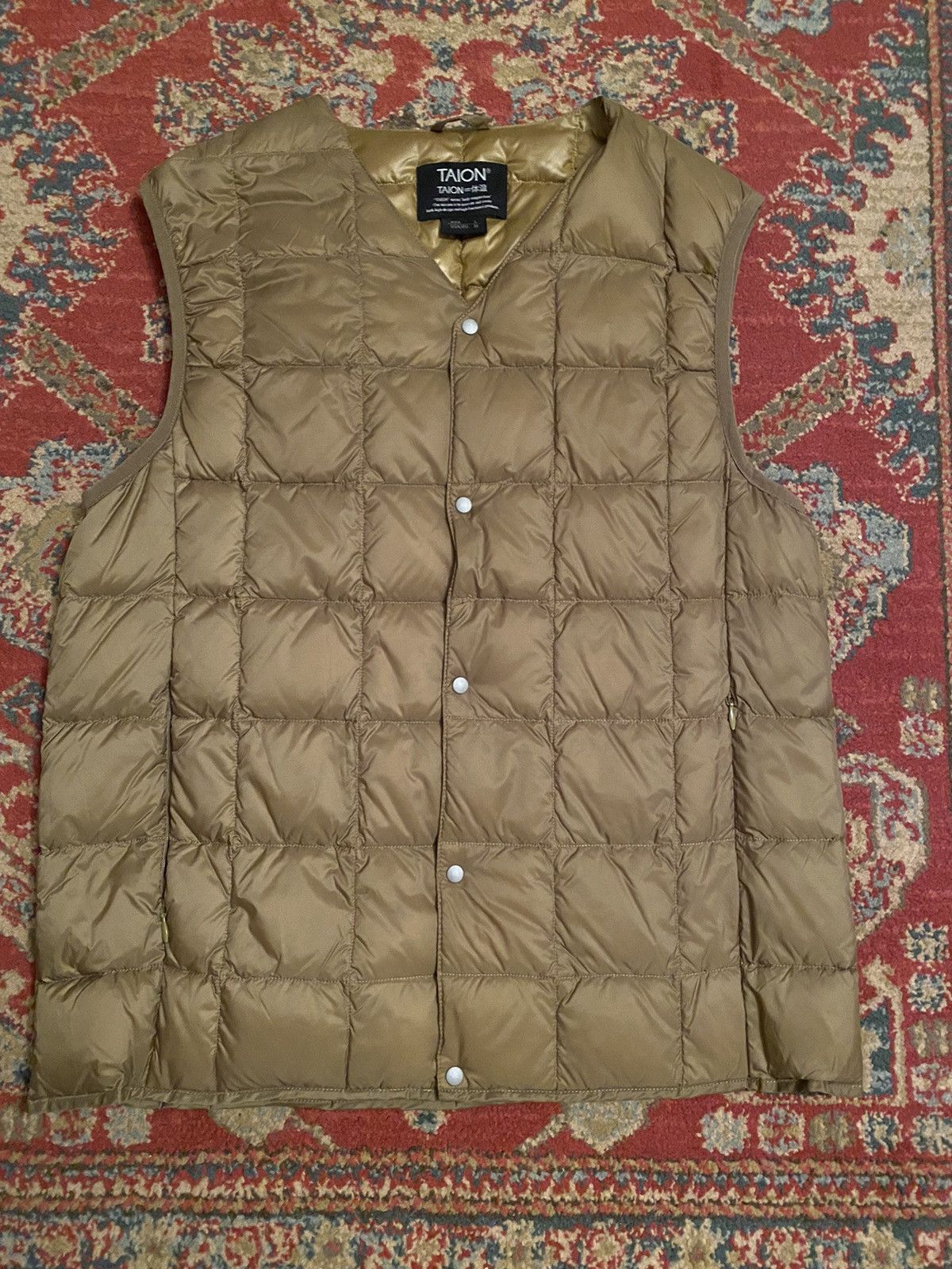 TAION Taion V Neck Button Down Vest Gold Size US M / EU 48-50 / 2 - 3 Thumbnail