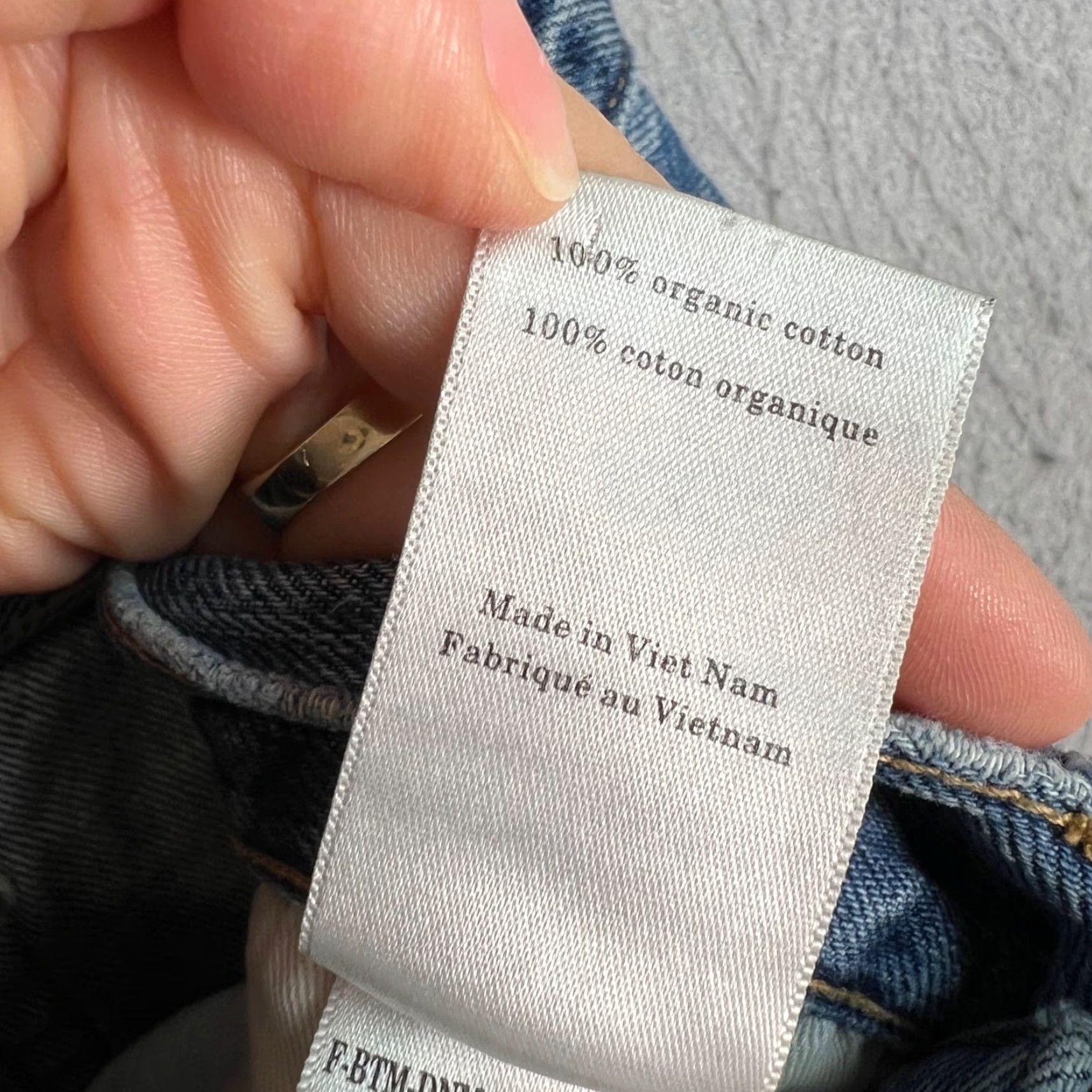 Everlane Everlane Jeans Mens 29 Blue Organic Cotton High-Waisted Straight-Leg Denim Shirt? Size US 29 - 4 Thumbnail