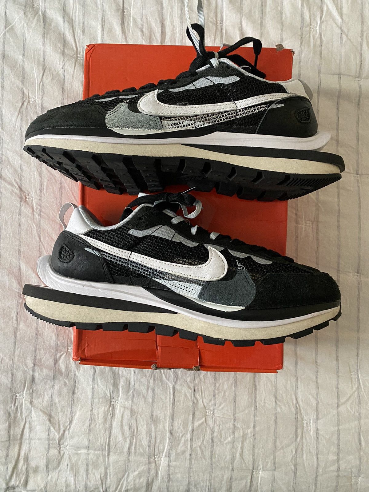 Nike 🔥 Nike x Sacai VaporWaffle CV1363-001 Size 13 US Men’s 🔥 Size US 13 / EU 46 - 13 Thumbnail