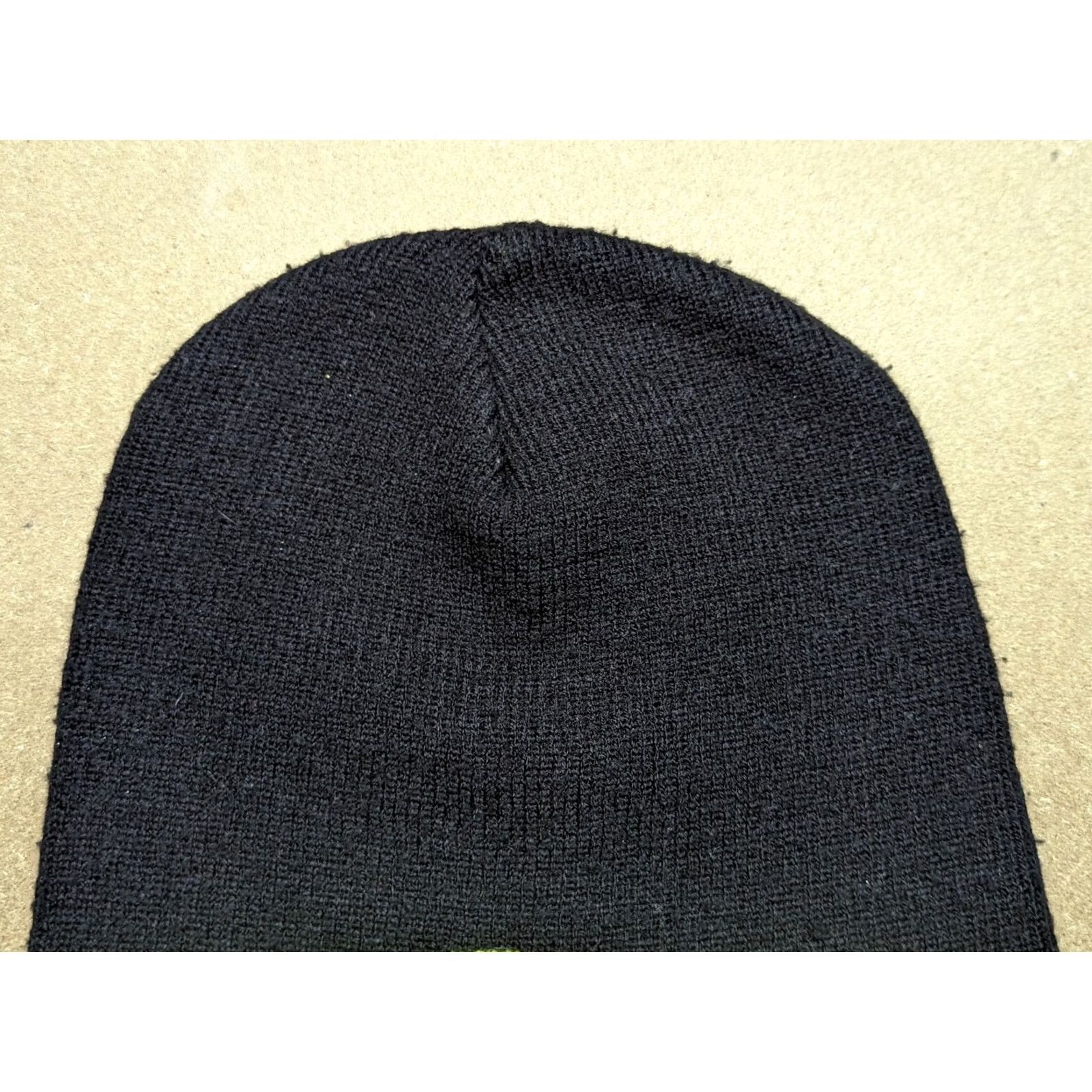 Nike VINTAGE Nike Borussia Dortmund Beanie Hat One Size Black Cuffed Football BVB 90s Boys Womens Mens Size ONE SIZE - 5 Thumbnail