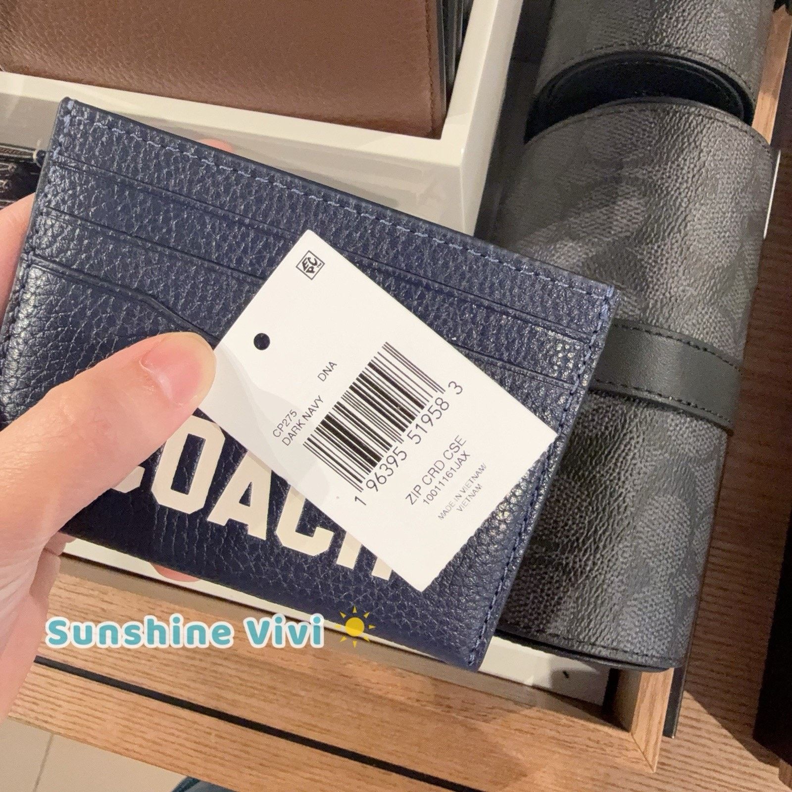 Coach NWT Coach Card Case Coach Graphic Leather Dark Navy cp275 Size ONE SIZE - 3 Thumbnail