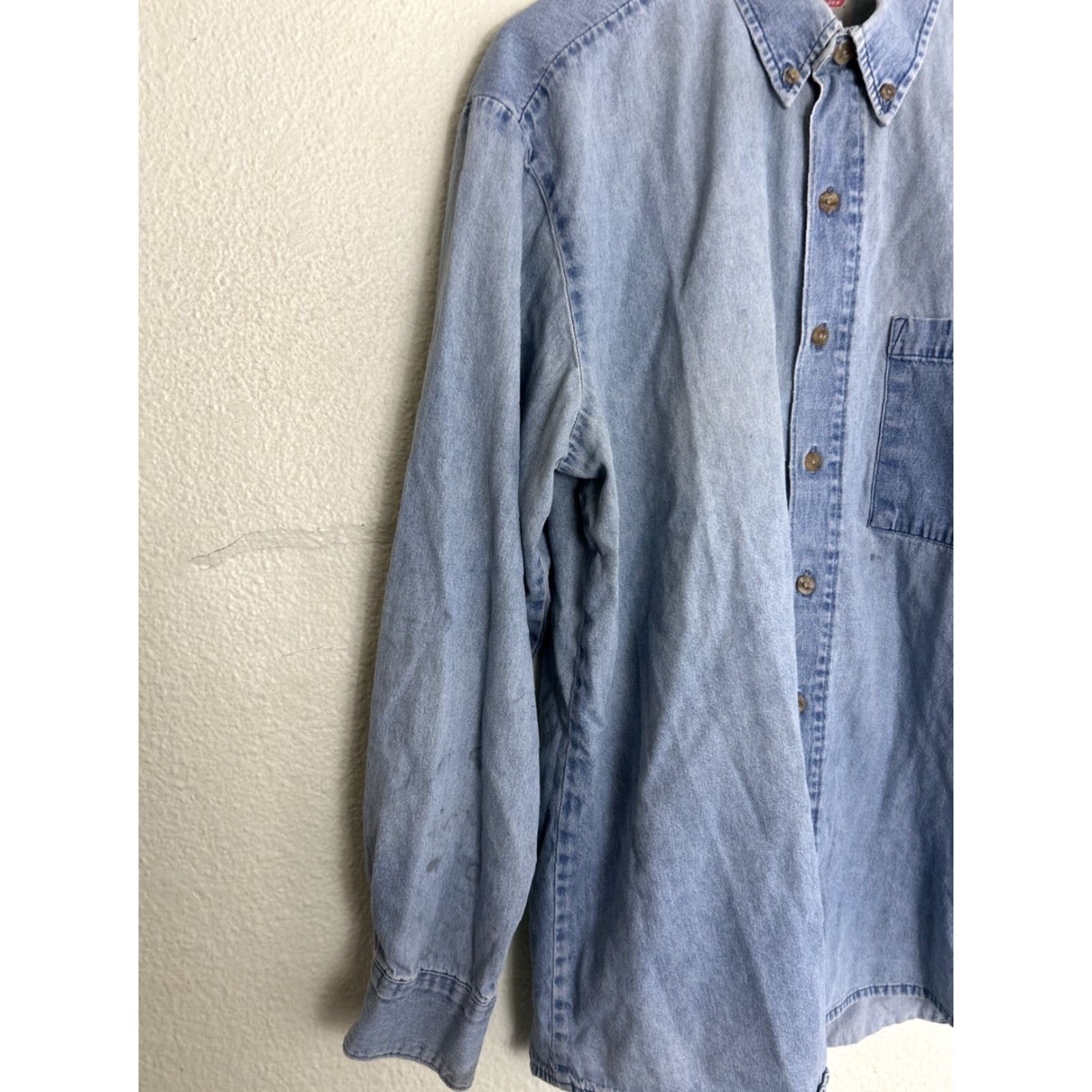 Dickies Dickies Mens XL Long Sleeve Denim Shirt Light Wash Button-Down Distressed Denim Blue Shirt Mens XL Long Sleeve Button-Up Size US XL / EU 56 / 4 - 2 Thumbnail
