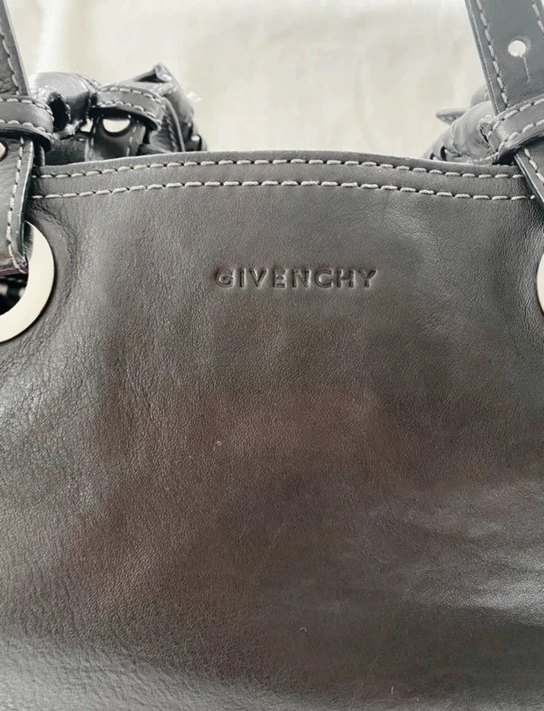 Givenchy Givenchy Handbag Ultimate Edition Size ONE SIZE - 7 Thumbnail