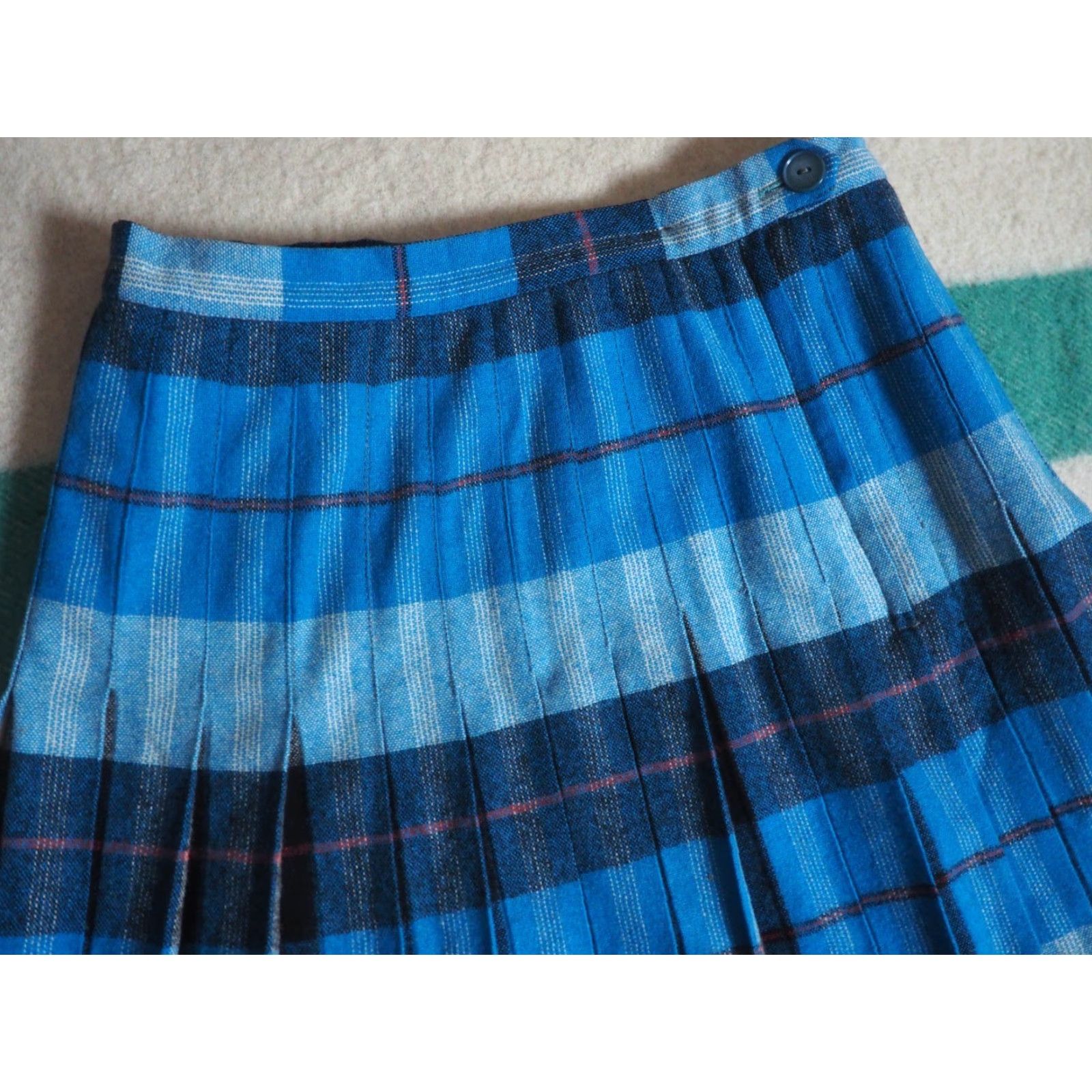 Vintage VINTAGE 50s 60s Blue Black Plaid Tartan Wool Boho Turnabout Skirt 28W USA Womens Size 28" / US 6 / IT 42 - 4 Thumbnail