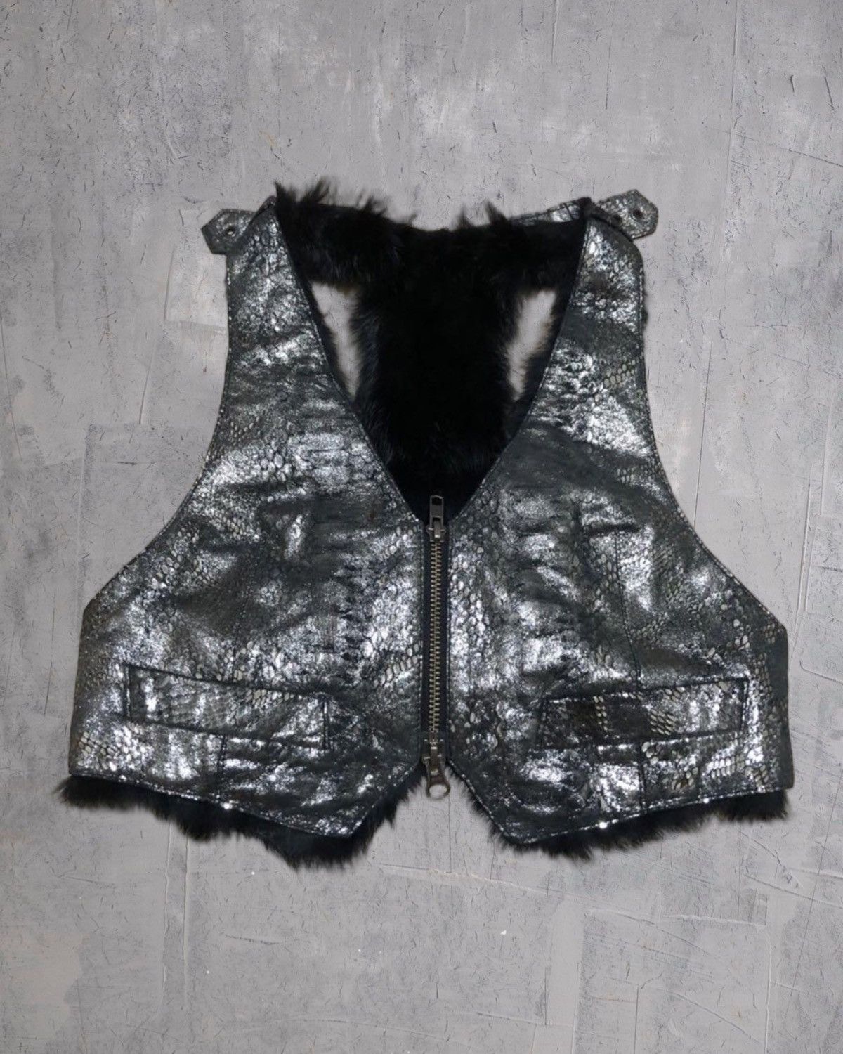 If Six Was Nine × Japanese Brand × Le Grande Bleu (L.G.B.) L.G.B reversible snake skin vest Size US S / EU 44-46 / 1 - 1 Thumbnail