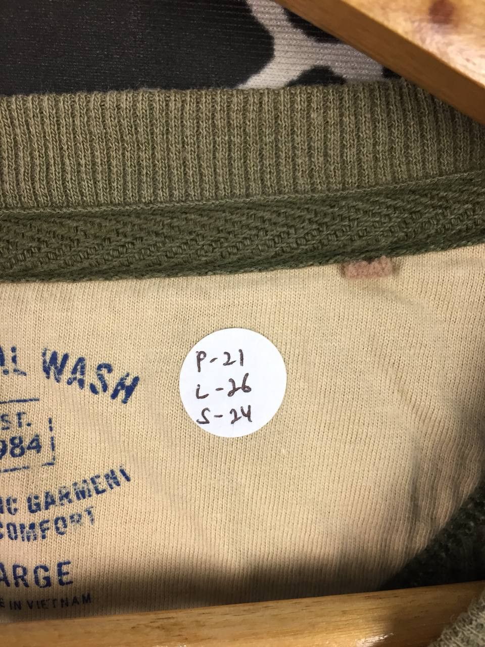 Uniqlo Uniqlo Original Wash Waffle Knit Henley Long Sleeve Tee Size US L / EU 52-54 / 3 - 9 Thumbnail
