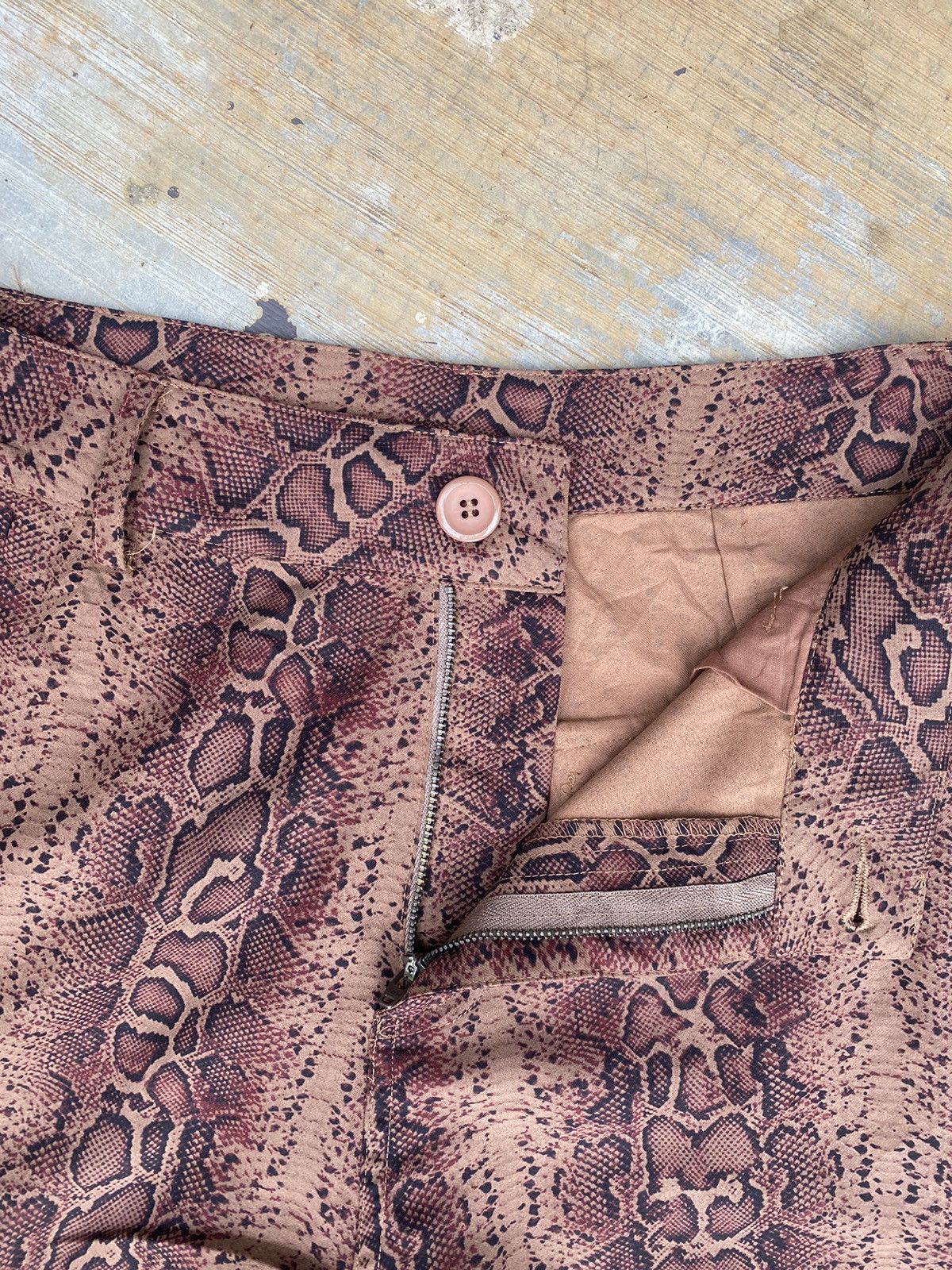NANA JUDY Nana Judy Snake Skin Cargo Pants Size US 29 - 4 Thumbnail