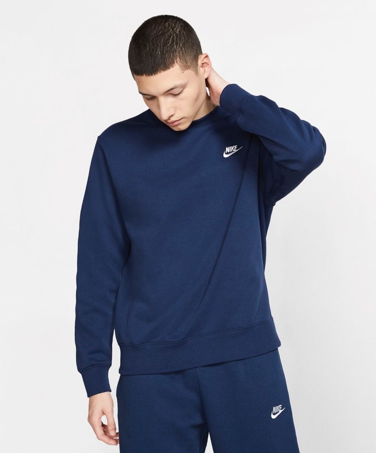 Nike Vintage 90s Nike crew-neck sweatshirt with embroidered logo Size US L / EU 52-54 / 3 - 1 Thumbnail
