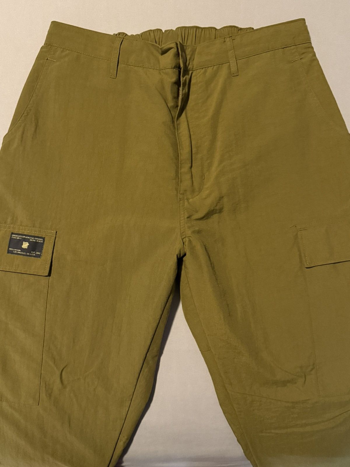 Undefeated Vintage Undefeated Cargo Pants Olive Like New VNDS Size US 34 / EU 50 - 2 Thumbnail