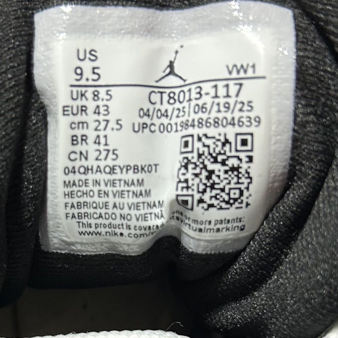 Jordan Brand Nike Air Jordan 12 Retro Taxi White 2025 CT8013-117 9.5 NEW Size US 9.5 / EU 42-43 - 6 Thumbnail